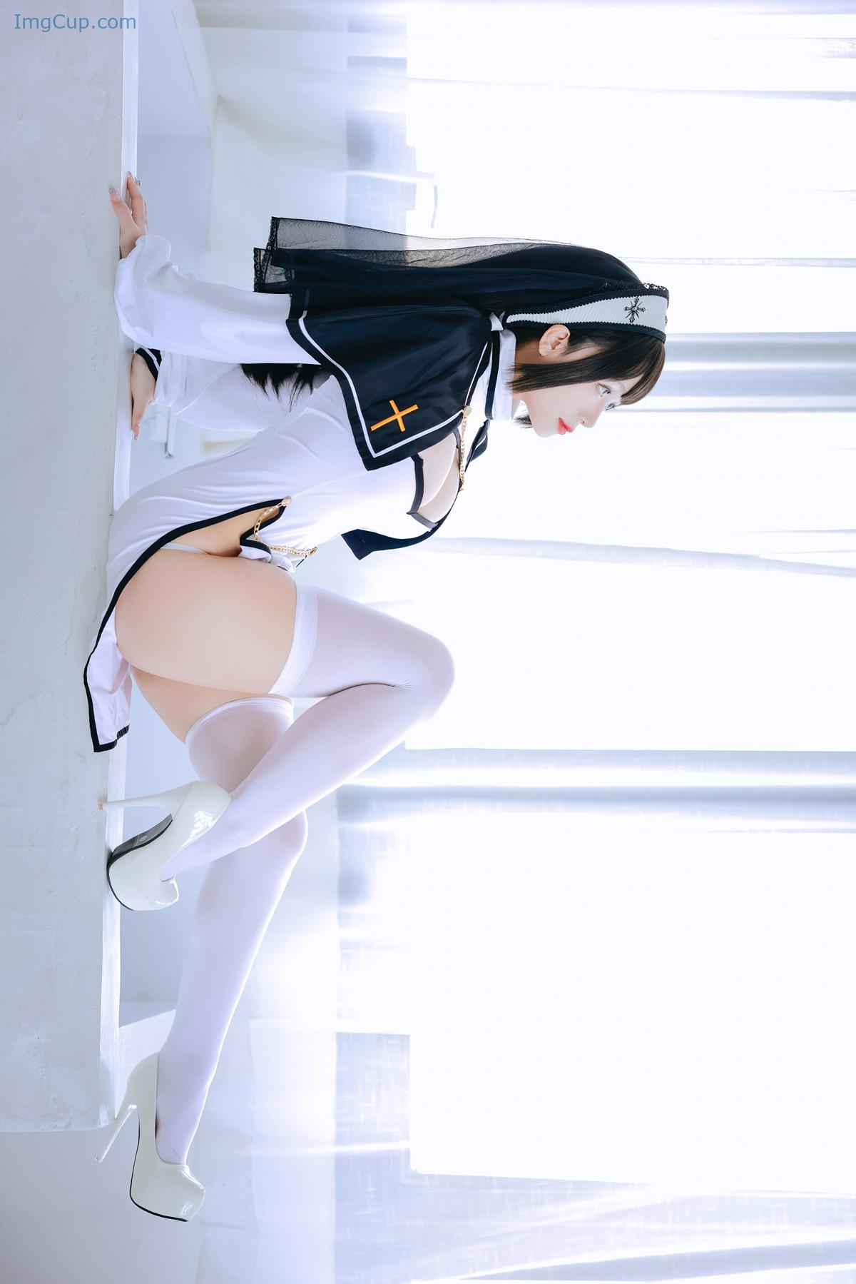 1730022513_604_Cosplay-Rinaijiao日奈娇-修女-Set02.jpg 1730022513 604 Cosplay Rinaijiao日奈娇 修女 Set02