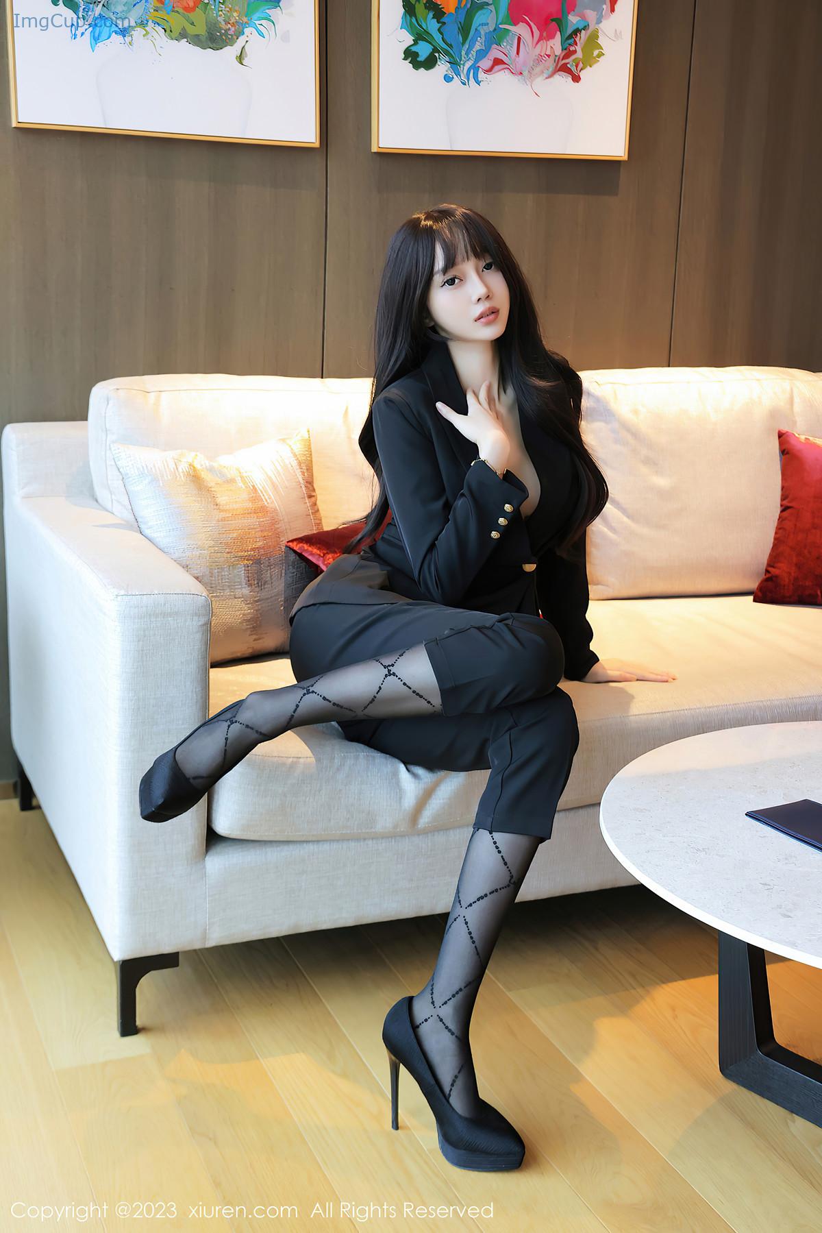 1730030313_332_XiuRen秀人网-NO7502-玥儿玥er.jpg 1730030313 332 XiuRen秀人网 NO7502 玥儿玥er