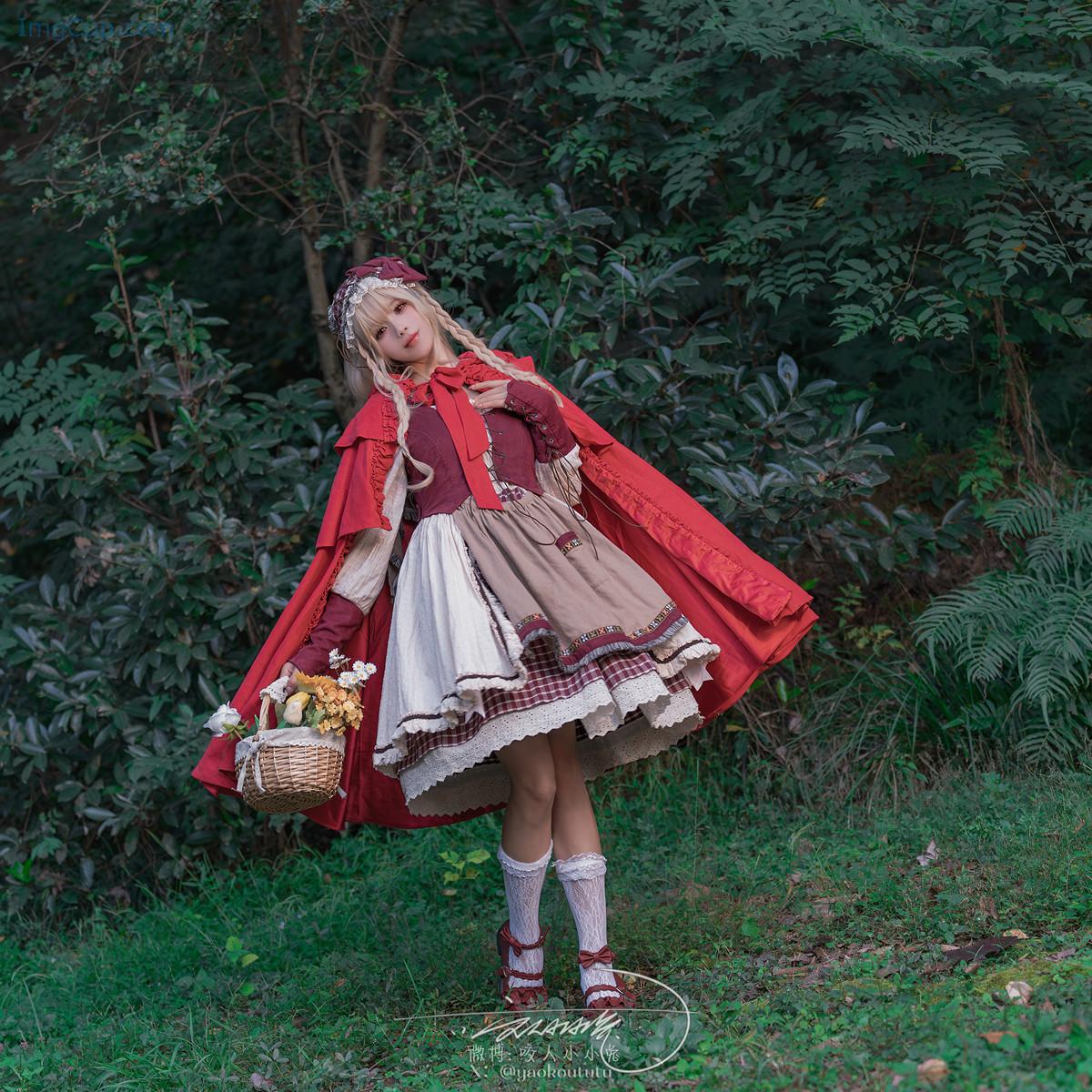 1730087680_505_Cosplay-黏黏团子兔-迷途小红帽.jpg 1730087680 505 Cosplay 黏黏团子兔 迷途小红帽