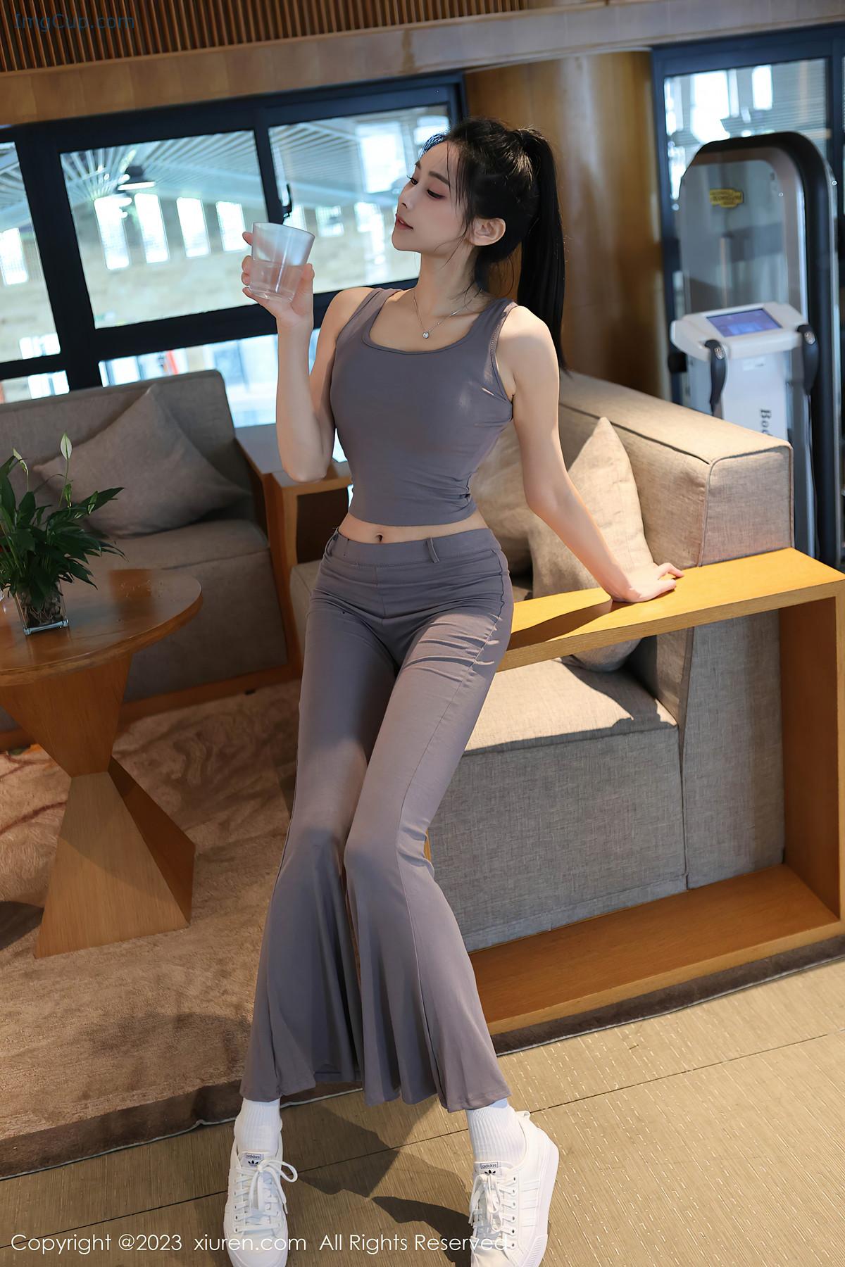 1730138707_651_XiuRen秀人网-NO7512-草莓mm.jpg 1730138707 651 XiuRen秀人网 NO7512 草莓mm