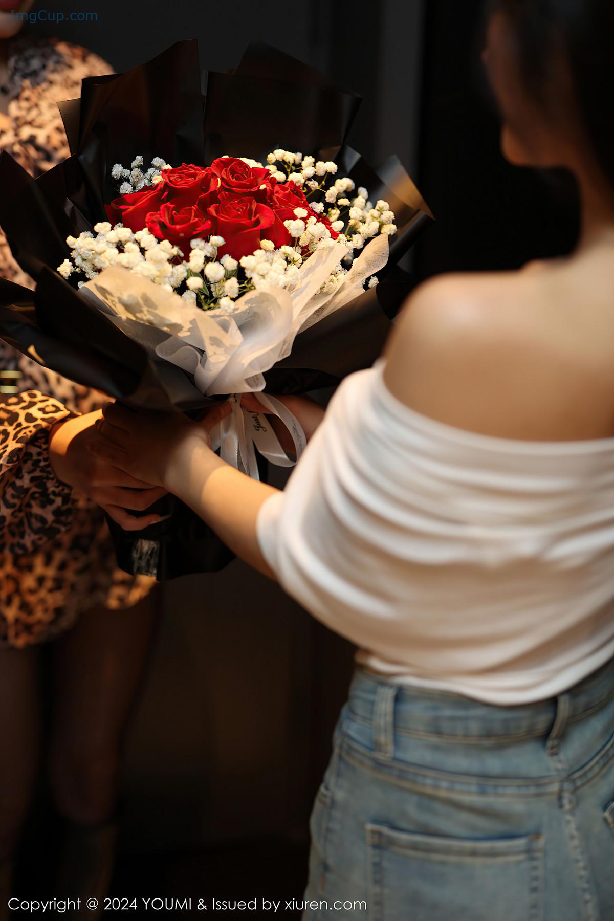 1730156815_237_Youmi尤蜜荟-VOL1061-谭小灵TanXiaoling.jpg 1730156815 237 Youmi尤蜜荟 VOL1061 谭小灵TanXiaoling