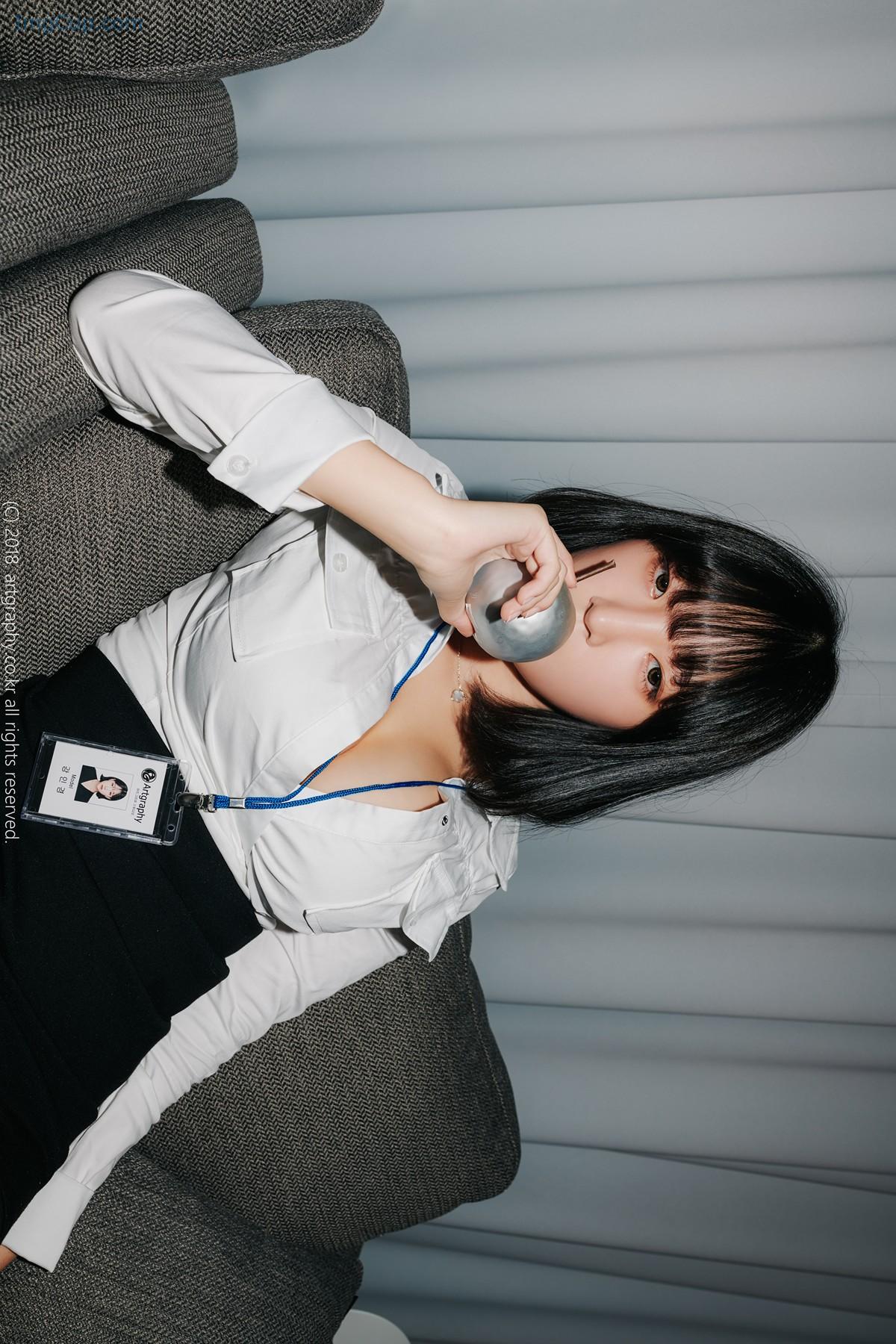 1730216195_246_Kang-Inkyung-강인경-ArtGravia-Vol042-Photobook-Set01.jpg 1730216195 246 Kang Inkyung 강인경 ArtGravia Vol042 Photobook Set01
