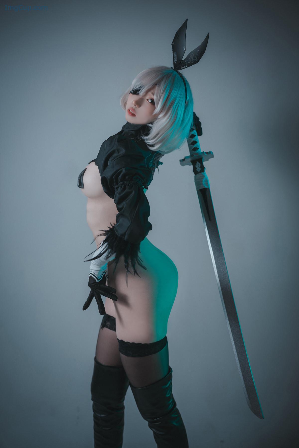1730267022_83_Bambi-밤비-DJAWA-‘La-Rose-NoirE-2B-Set03.jpg 1730267022 83 Bambi 밤비 DJAWA ‘La Rose NoirE 2B Set03