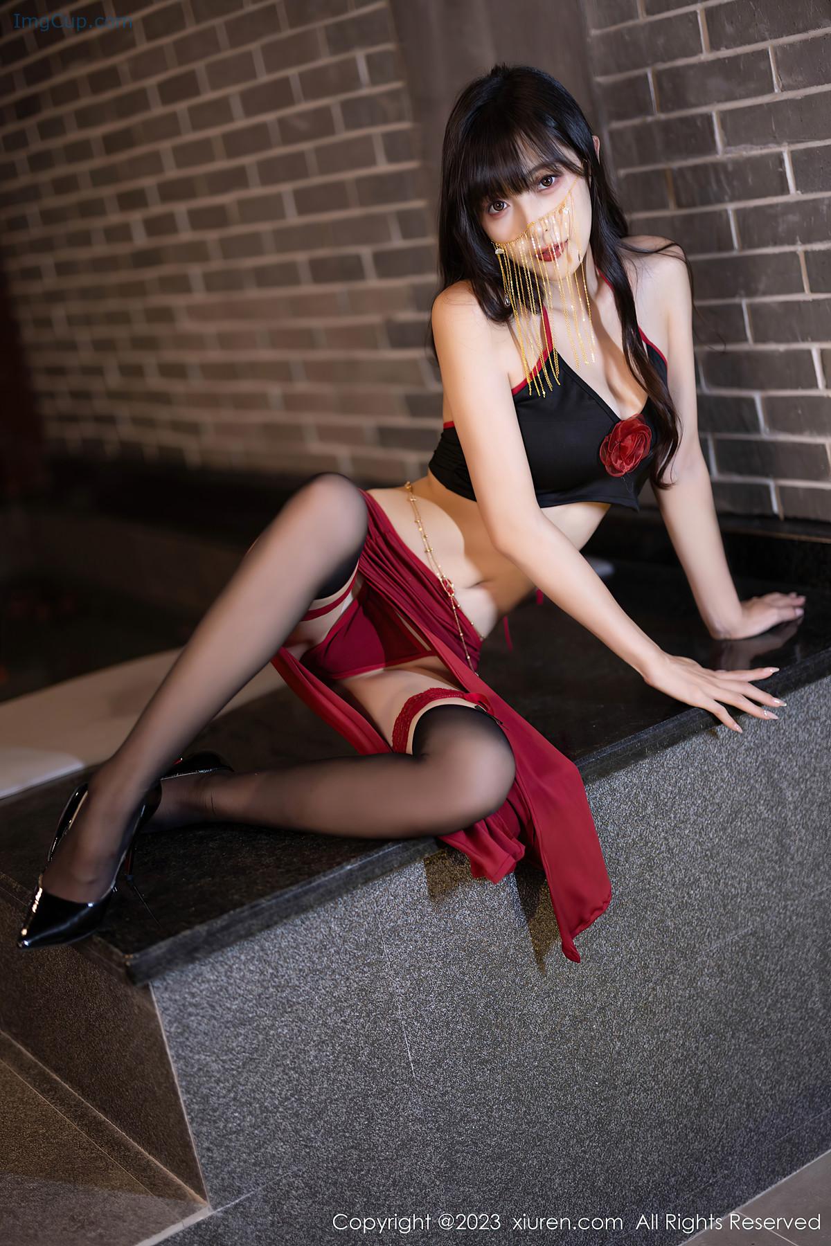 1730301335_425_XiuRen秀人网-NO7529-LinXingLan林星阑.jpg 1730301335 425 XiuRen秀人网 NO7529 LinXingLan林星阑