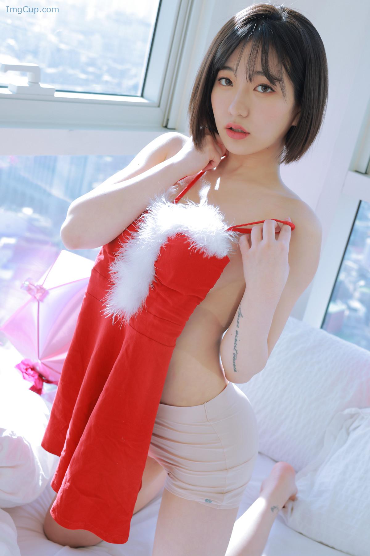 1730303329_865_Sehee-세희-Photobook-Vol11-‘Christmas-Set02.jpg 1730303329 865 Sehee 세희 Photobook Vol11 ‘Christmas Set02