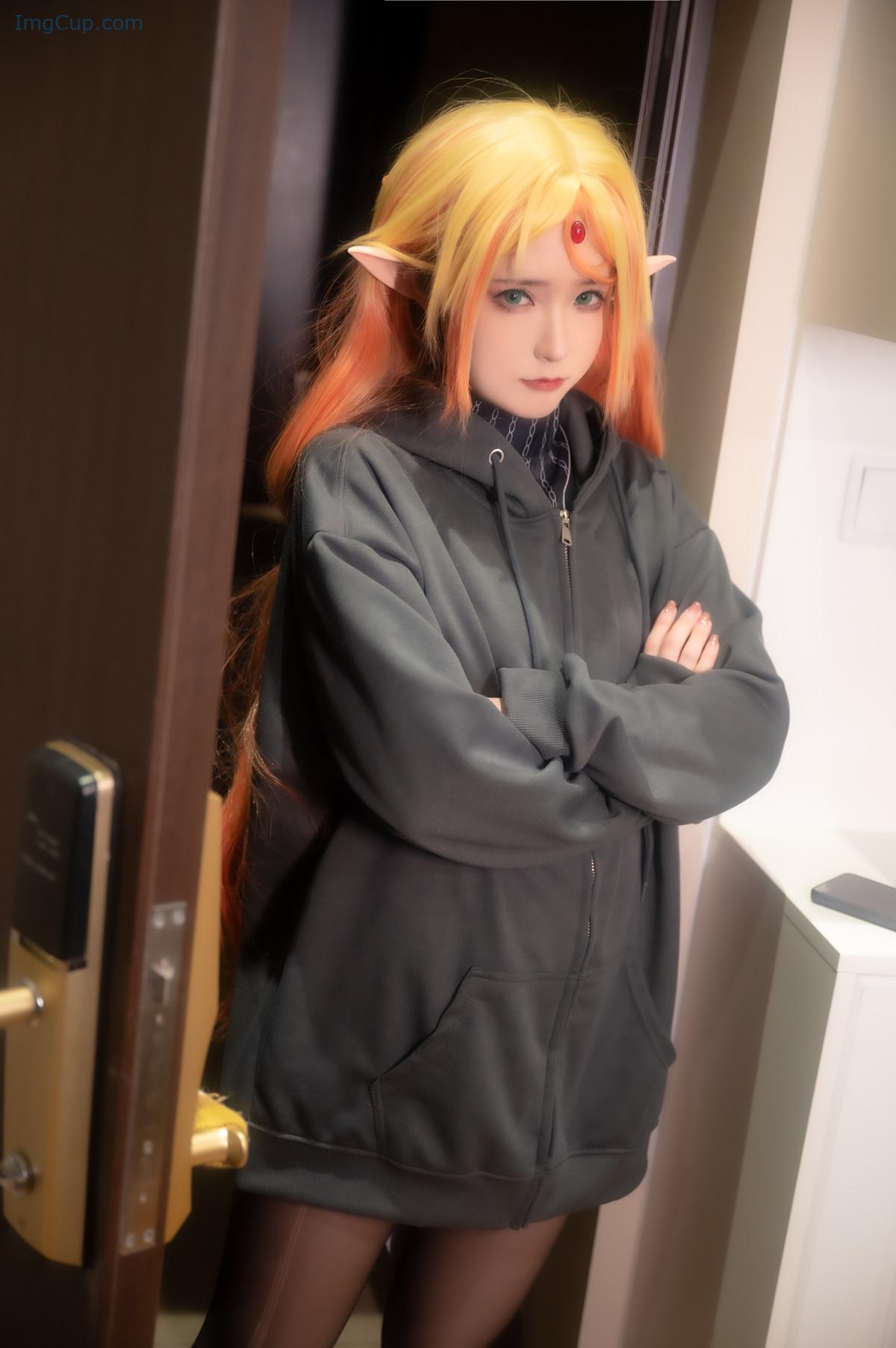 Cosplay-Quan冉有点饿-异世界舅妈-Set01.jpg Cosplay Quan冉有点饿 异世界舅妈 Set01
