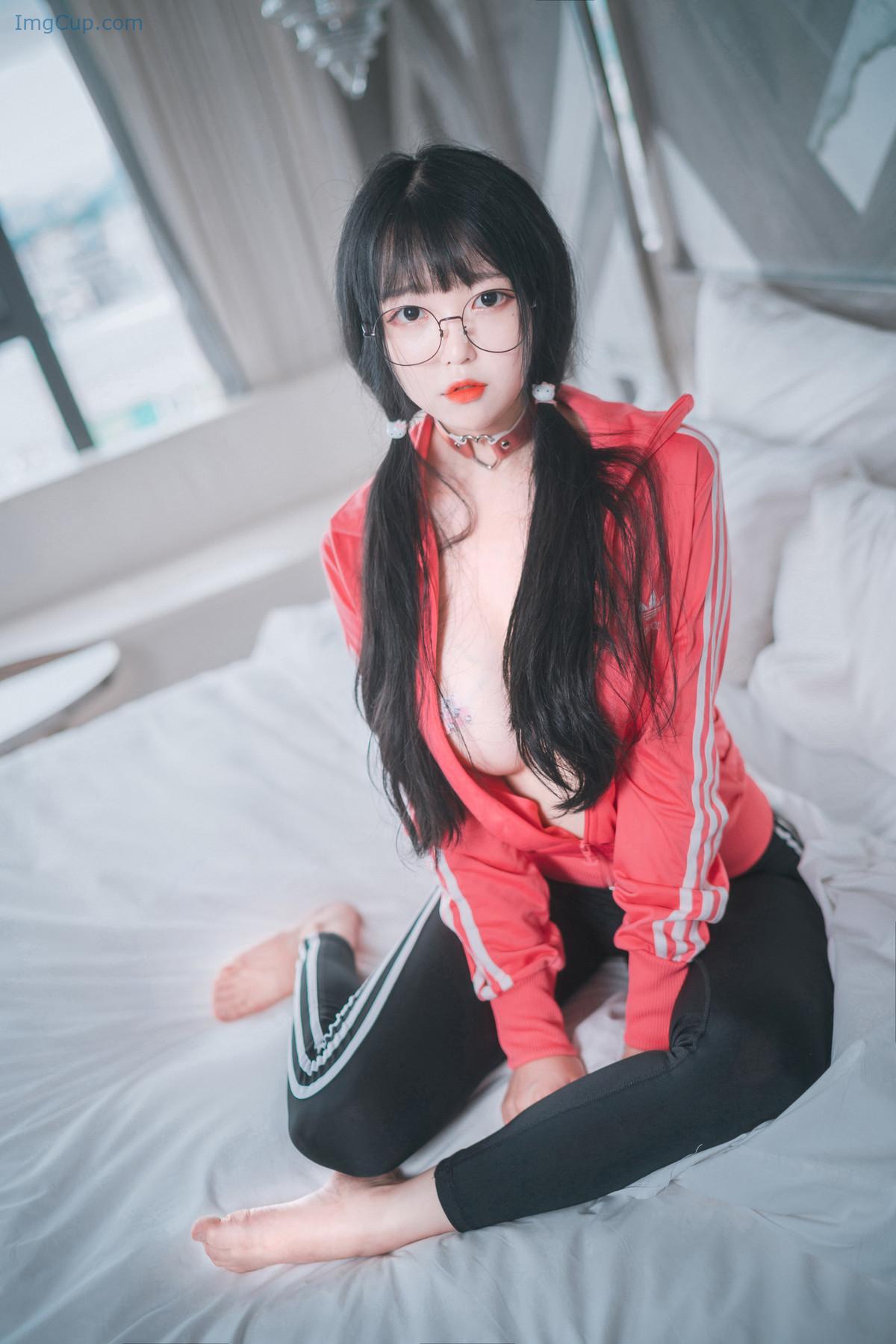 ARAMPINK2_3.jpg ARAMPINK2 3