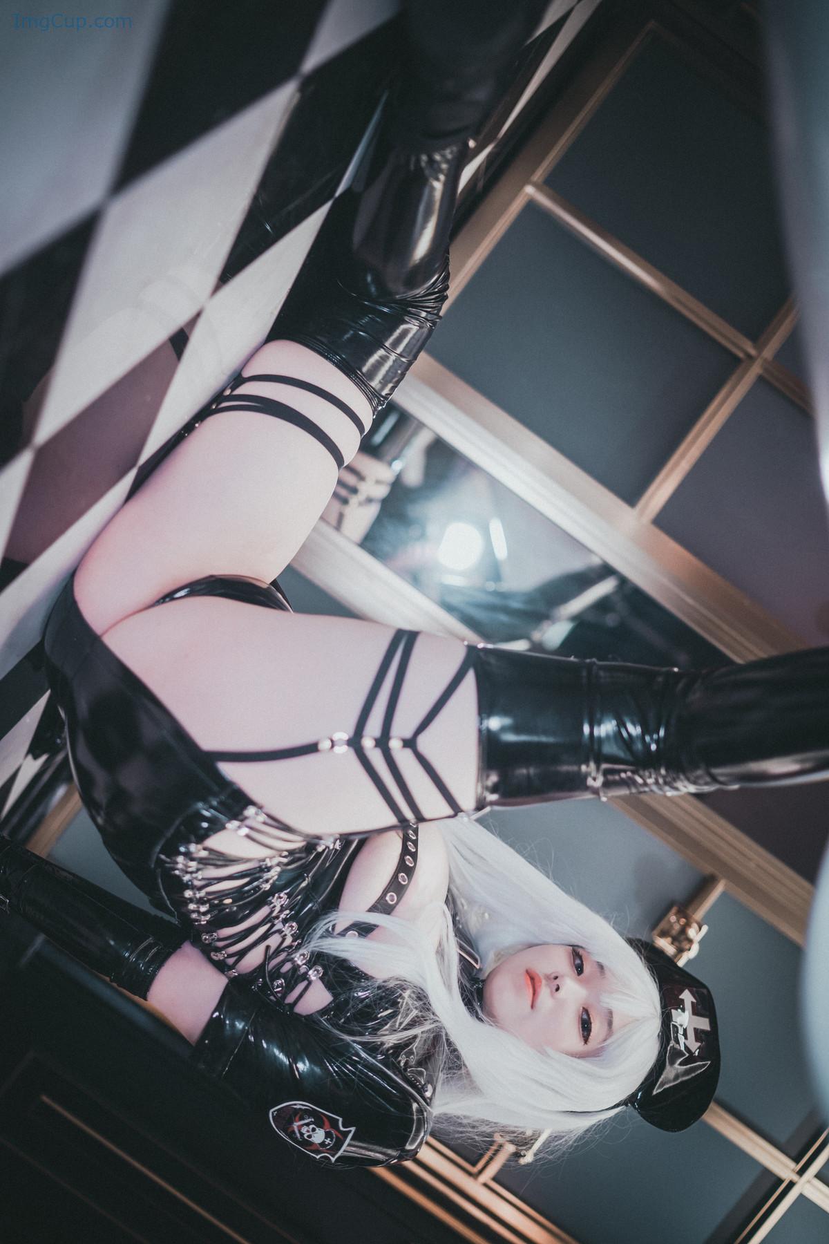 BAMNURSE1_39.jpg BAMNURSE1 39