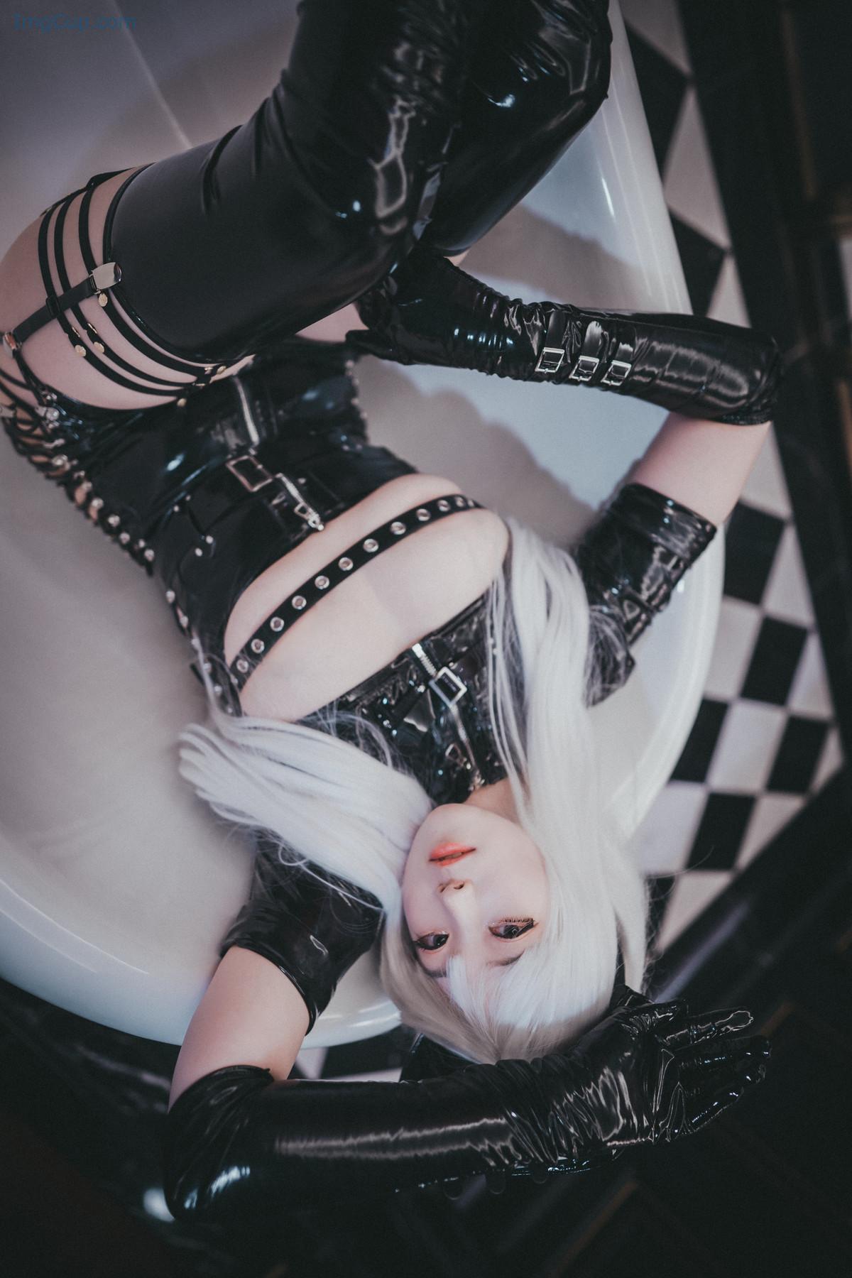 BAMNURSE2_8.jpg BAMNURSE2 8