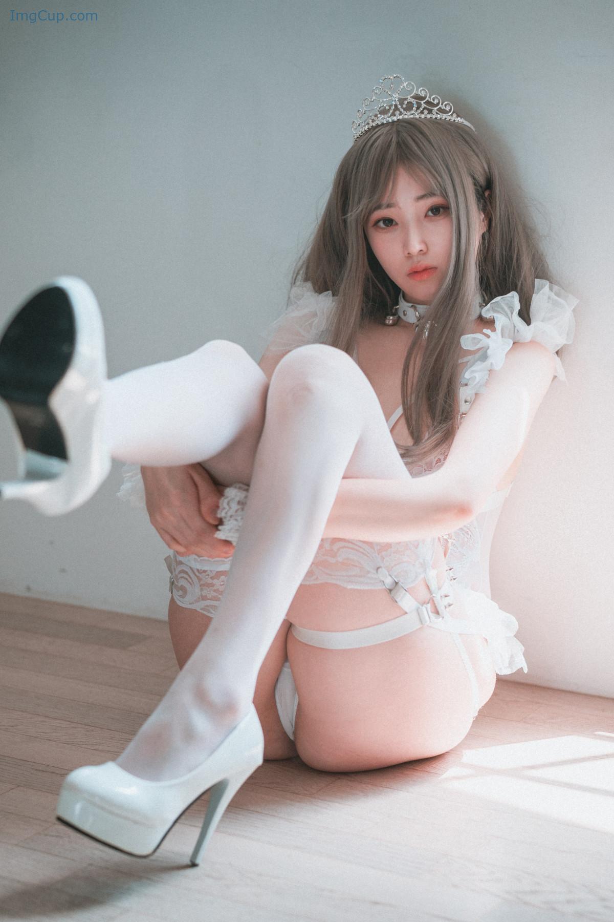 BANBIBLAC_11.jpg BANBIBLAC 11