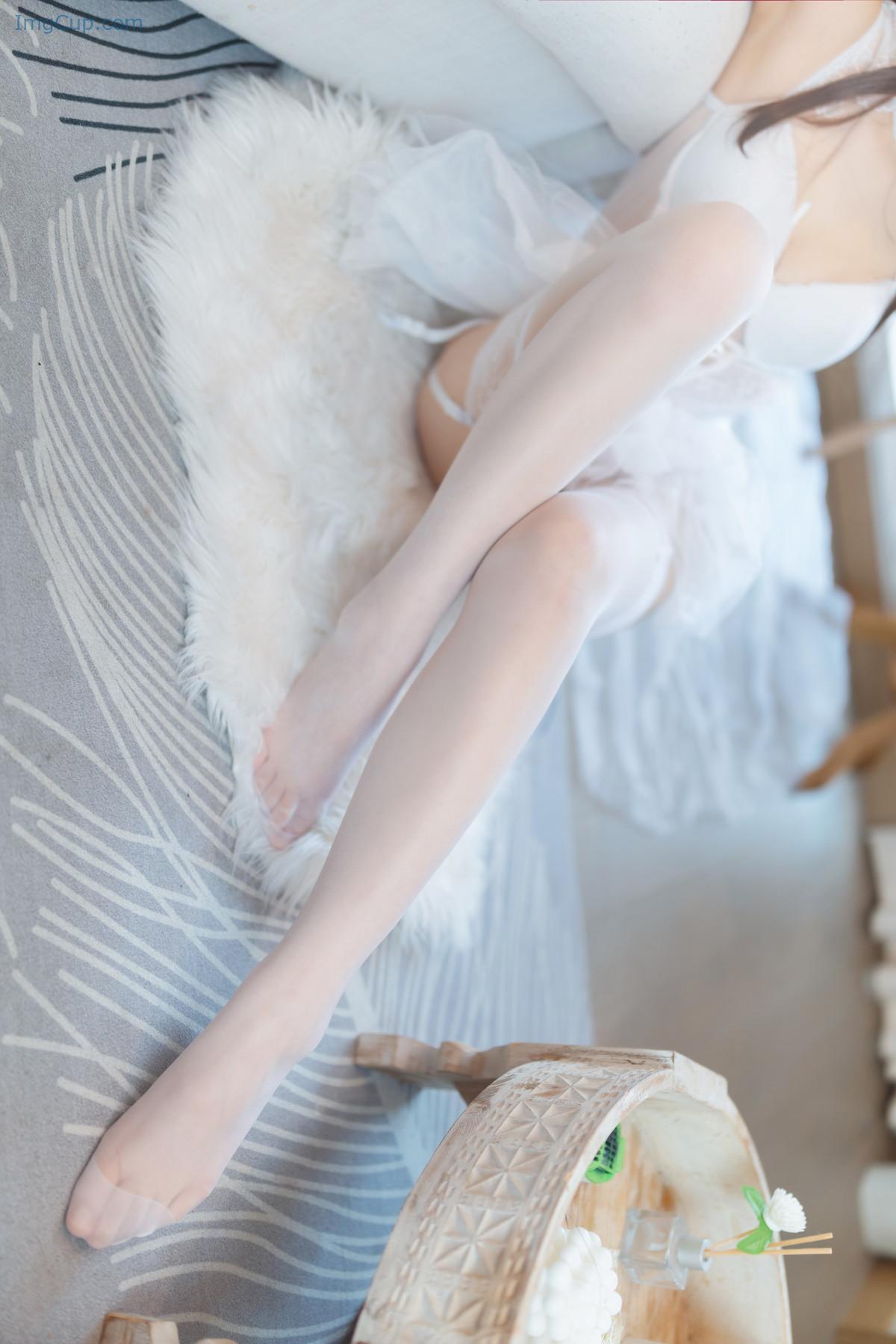 COS01B072_35.jpg COS01B072 35