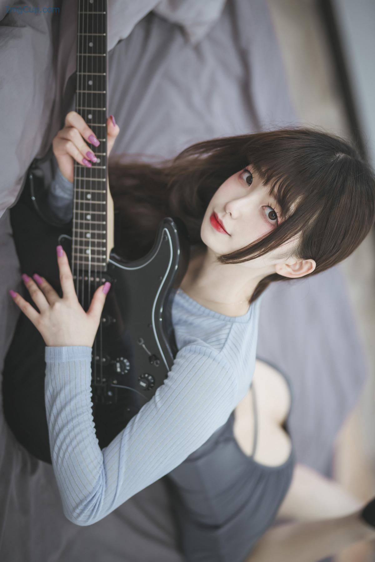 COS01B074_11.jpg COS01B074 11