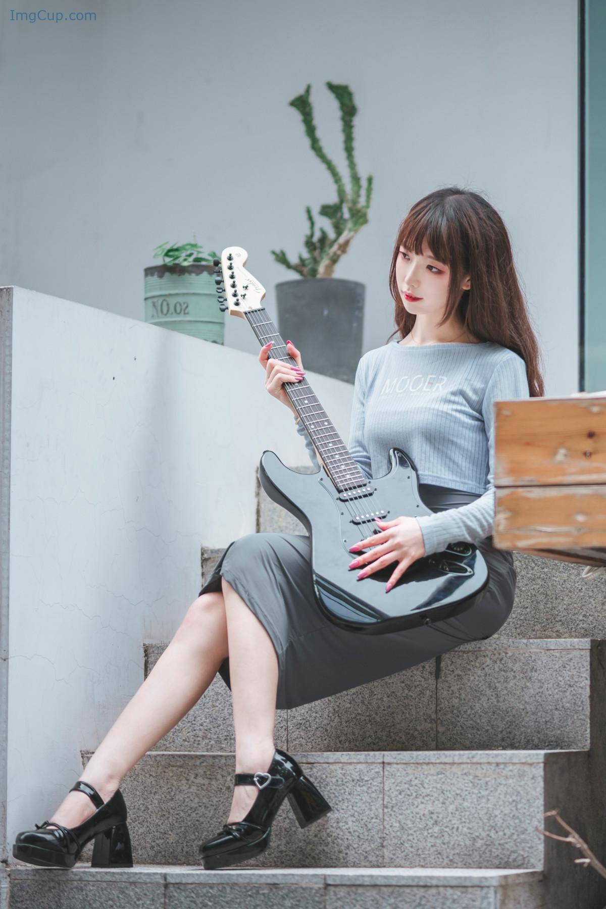 COS01B074_40.jpg COS01B074 40