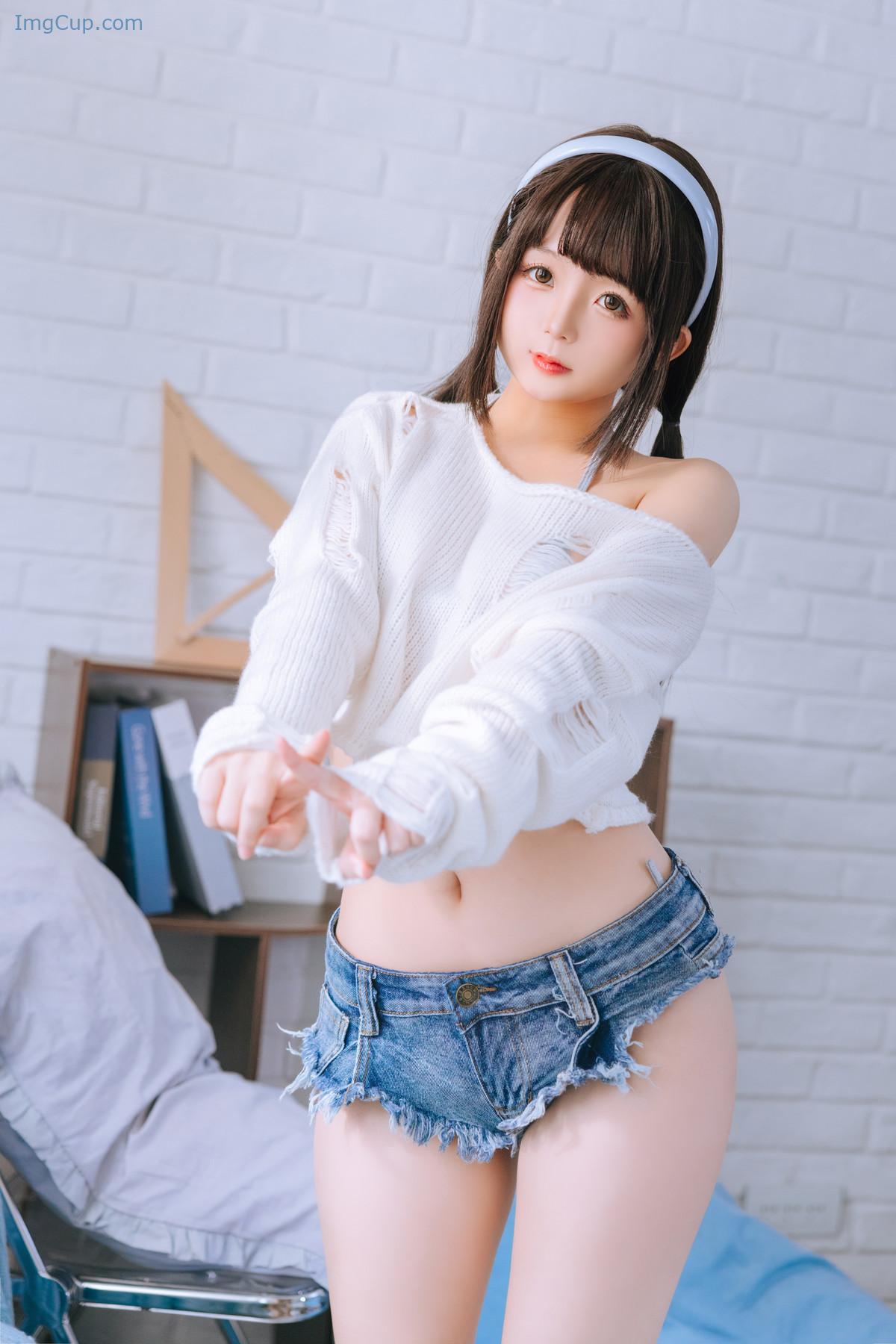 COS01B075_16.jpg COS01B075 16