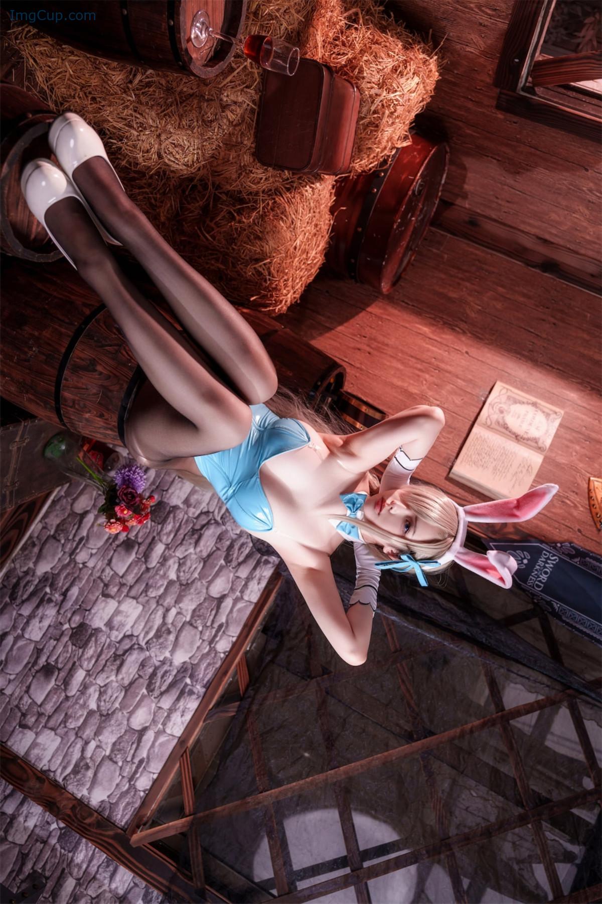 COS01Z011_26.jpg COS01Z011 26