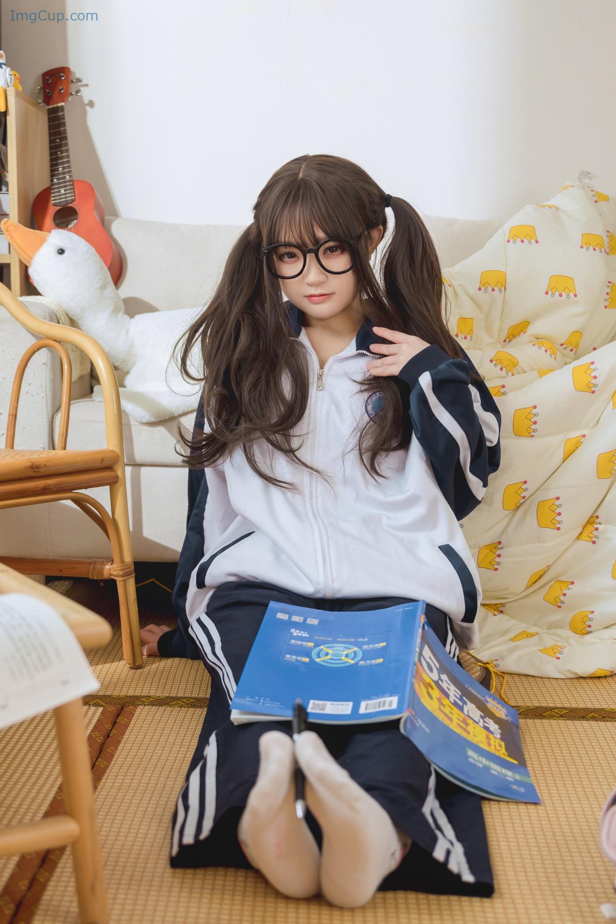 COS01Z047_13.jpg COS01Z047 13