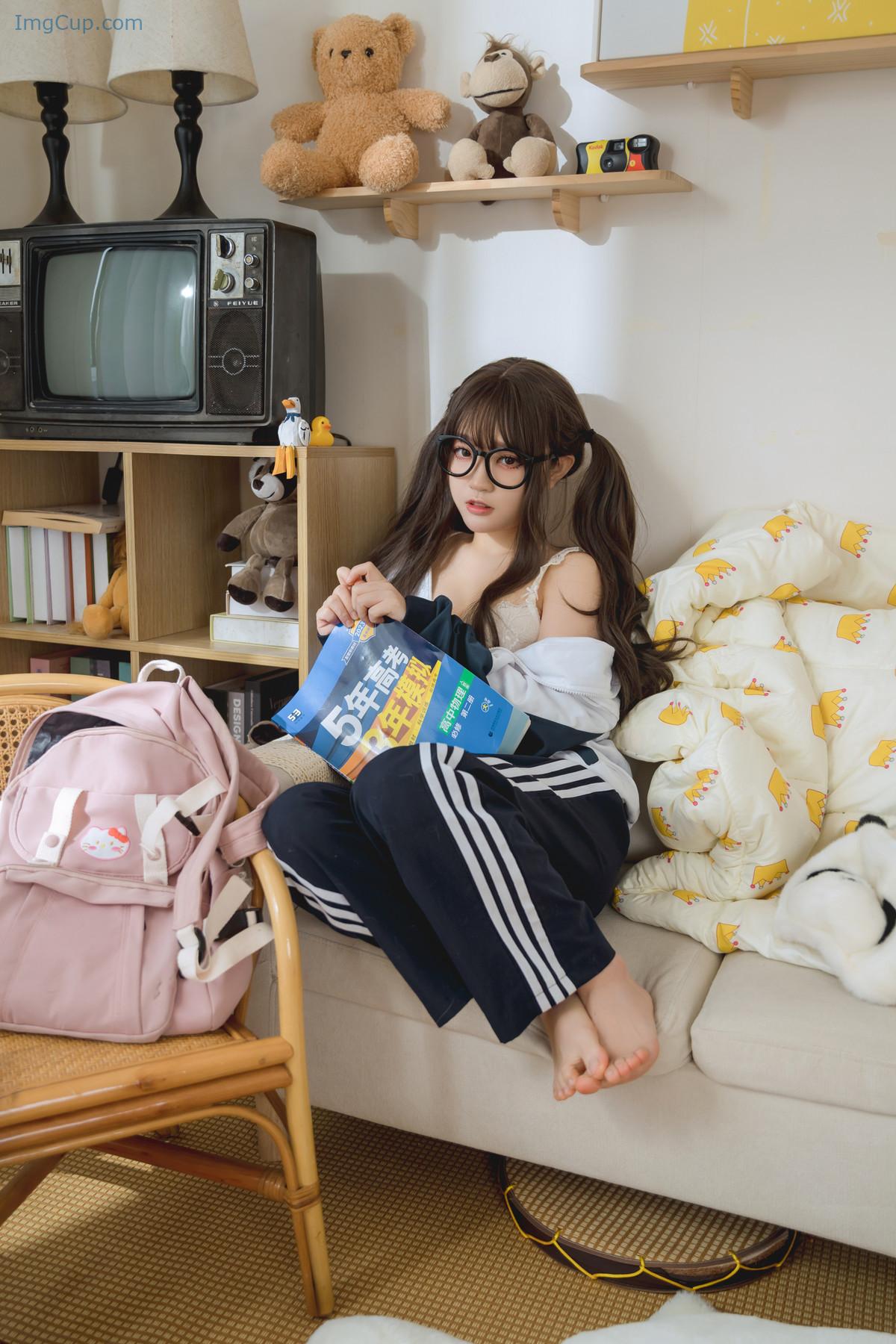 COS01Z047_25.jpg COS01Z047 25