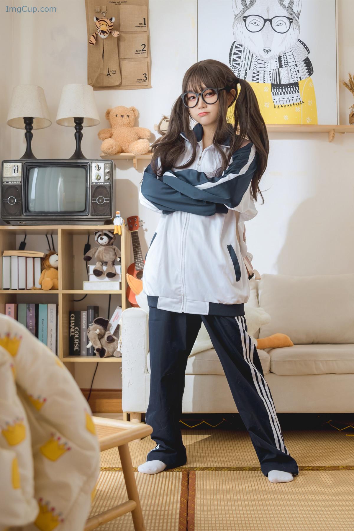 COS01Z047_4.jpg COS01Z047 4