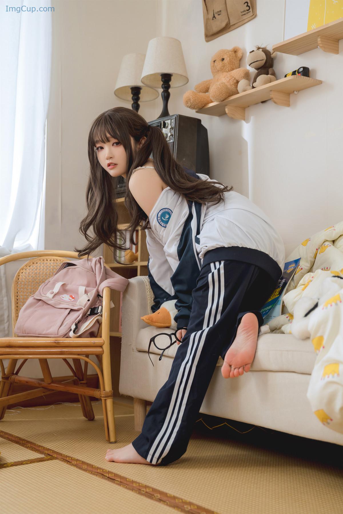 COS01Z047_55.jpg COS01Z047 55