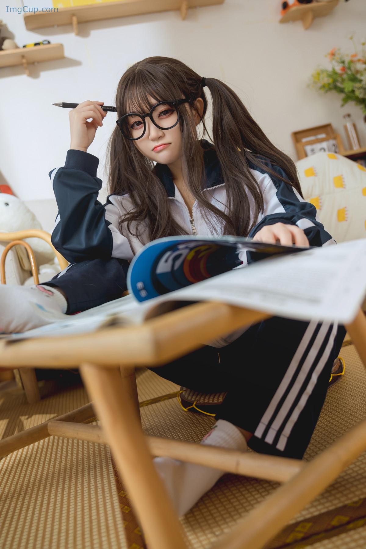 COS01Z047_8.jpg COS01Z047 8