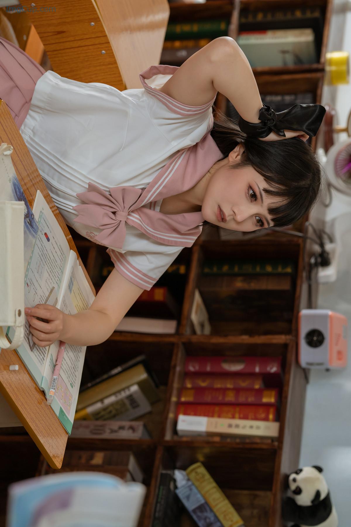 COS01Z054_29.jpg COS01Z054 29