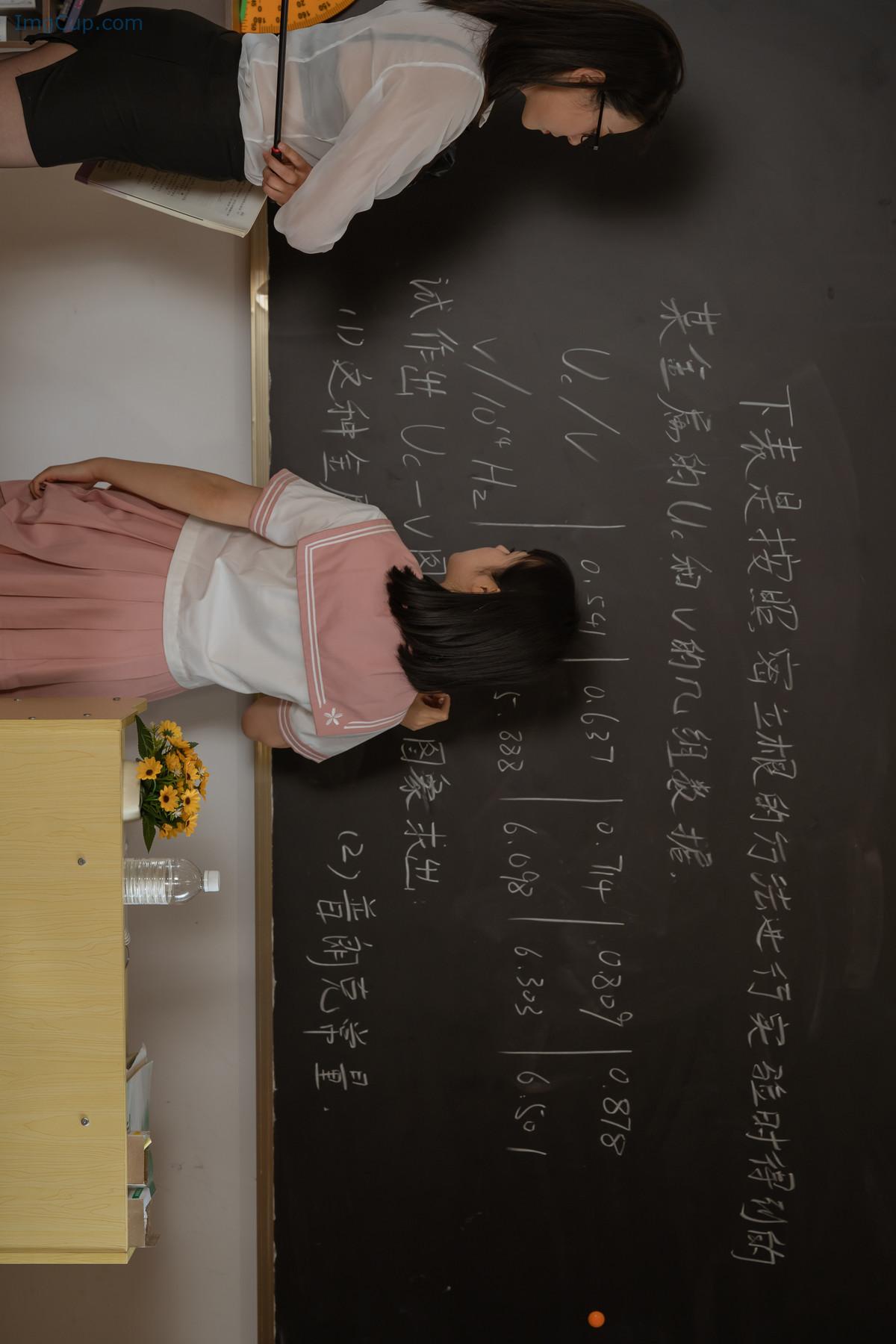 COS01Z054_6.jpg COS01Z054 6