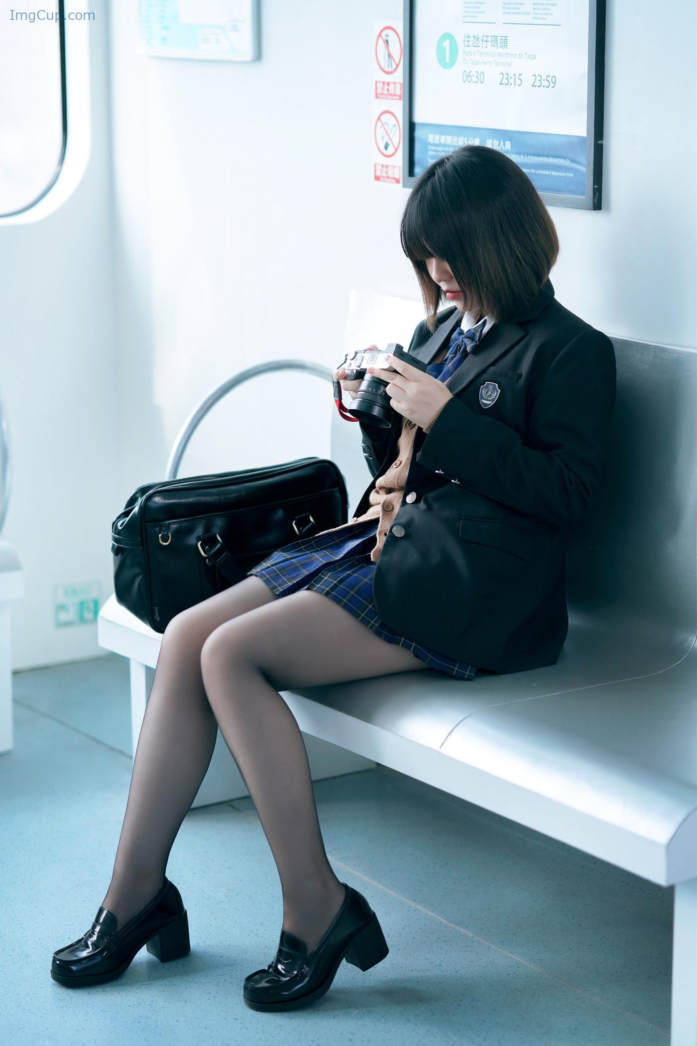 COS01Z083_13.jpg COS01Z083 13