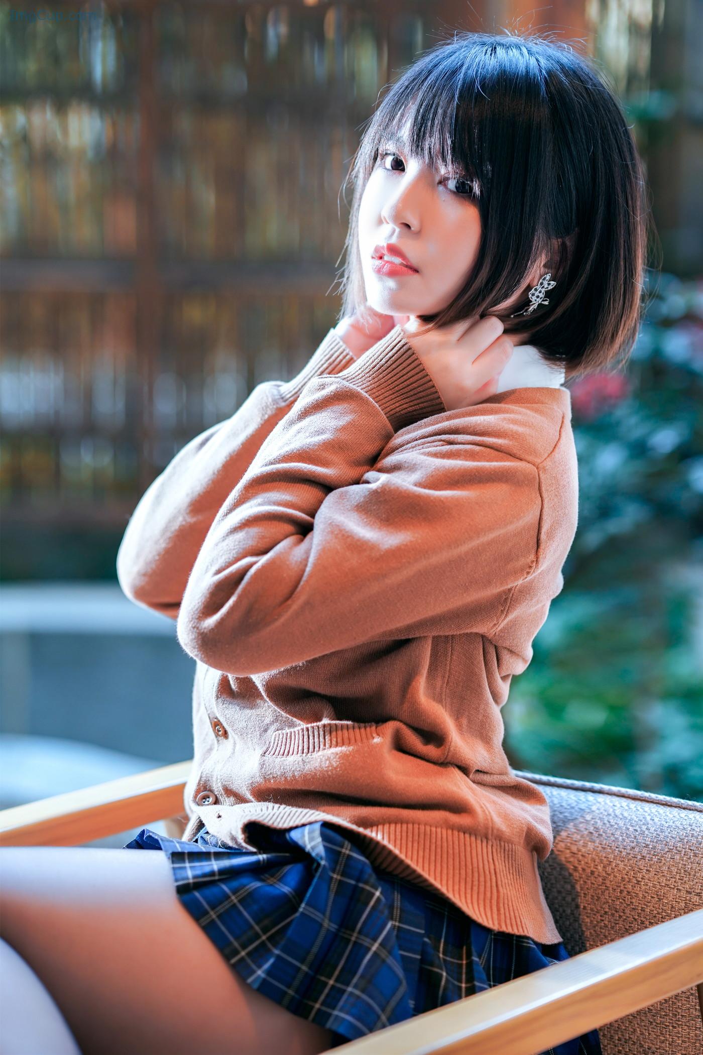 COS01Z083_37.jpg COS01Z083 37