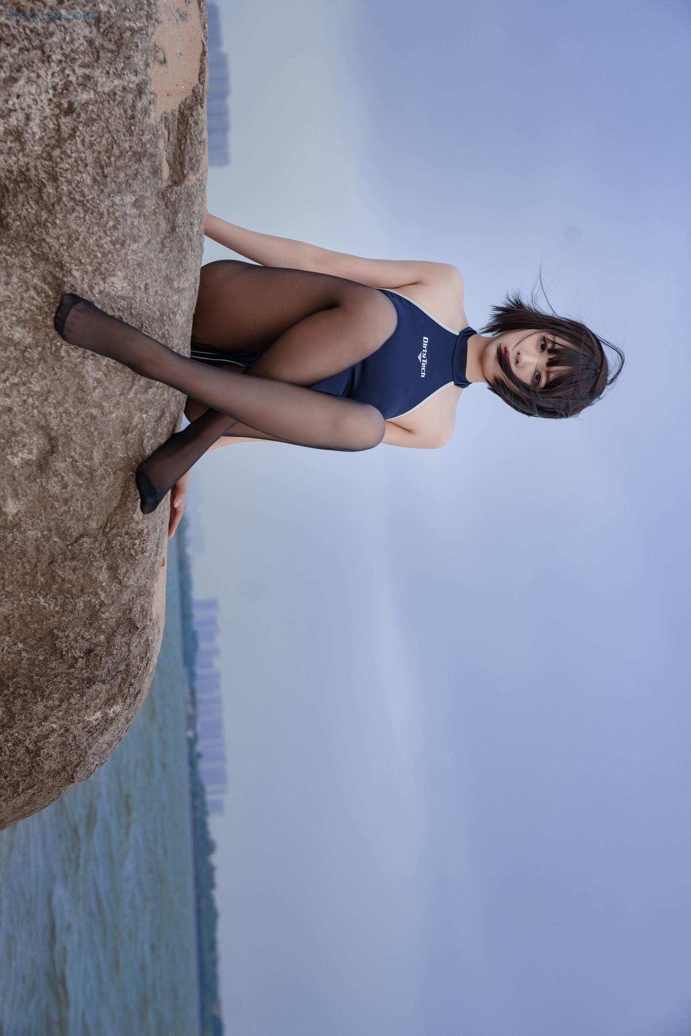 COS01Z086_21.jpg COS01Z086 21