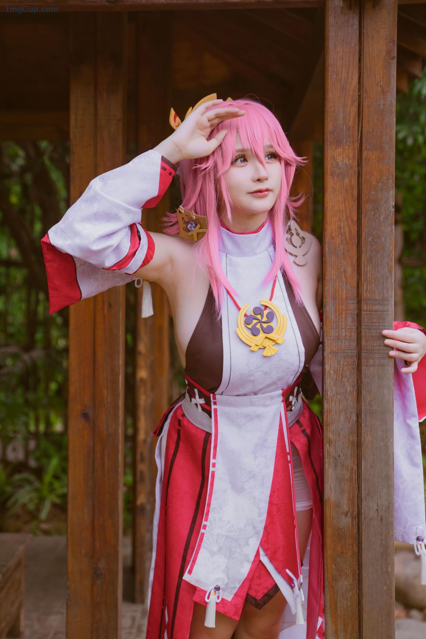 COS01Z095_32.jpg COS01Z095 32