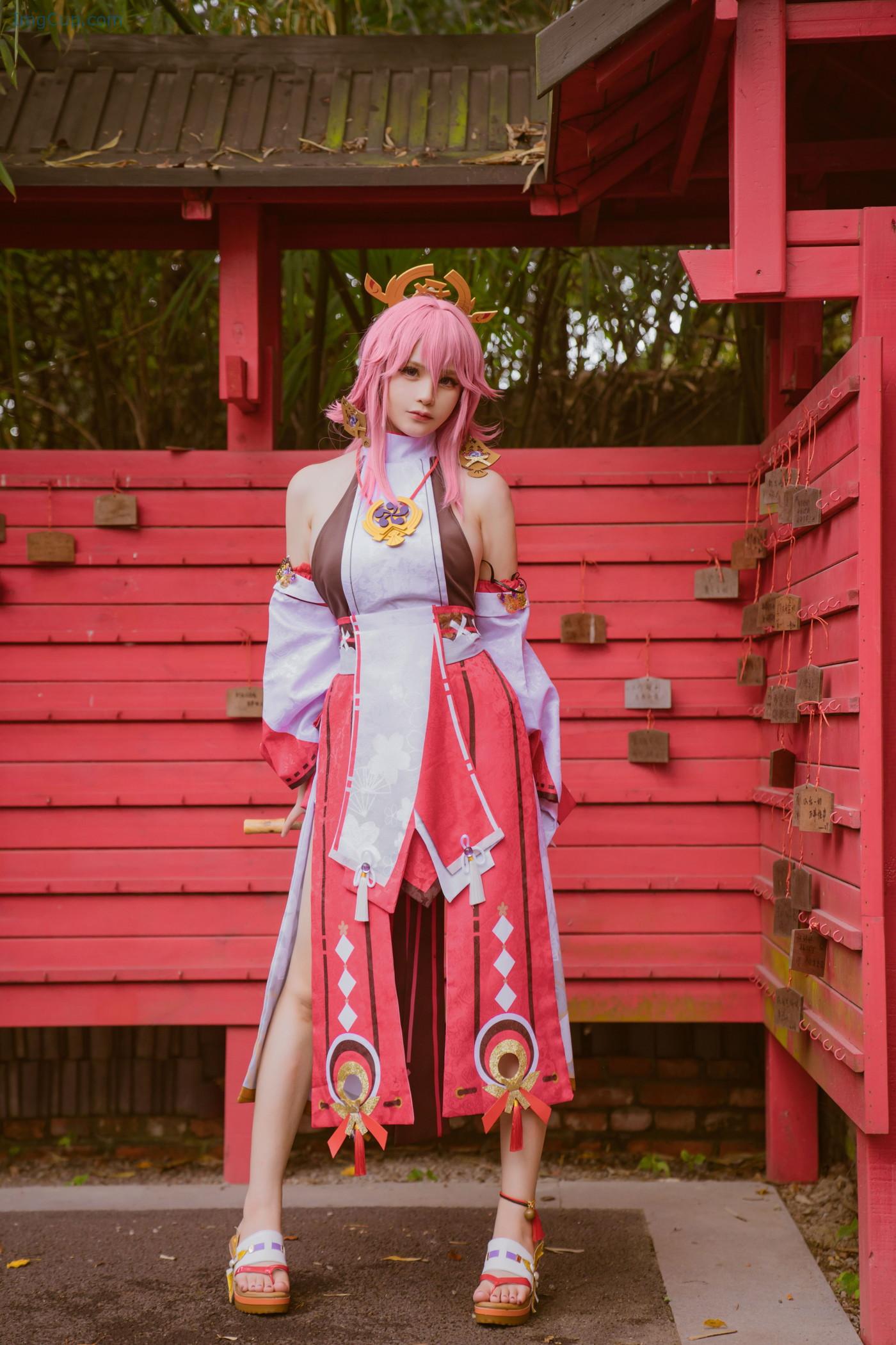 COS01Z095_5.jpg COS01Z095 5