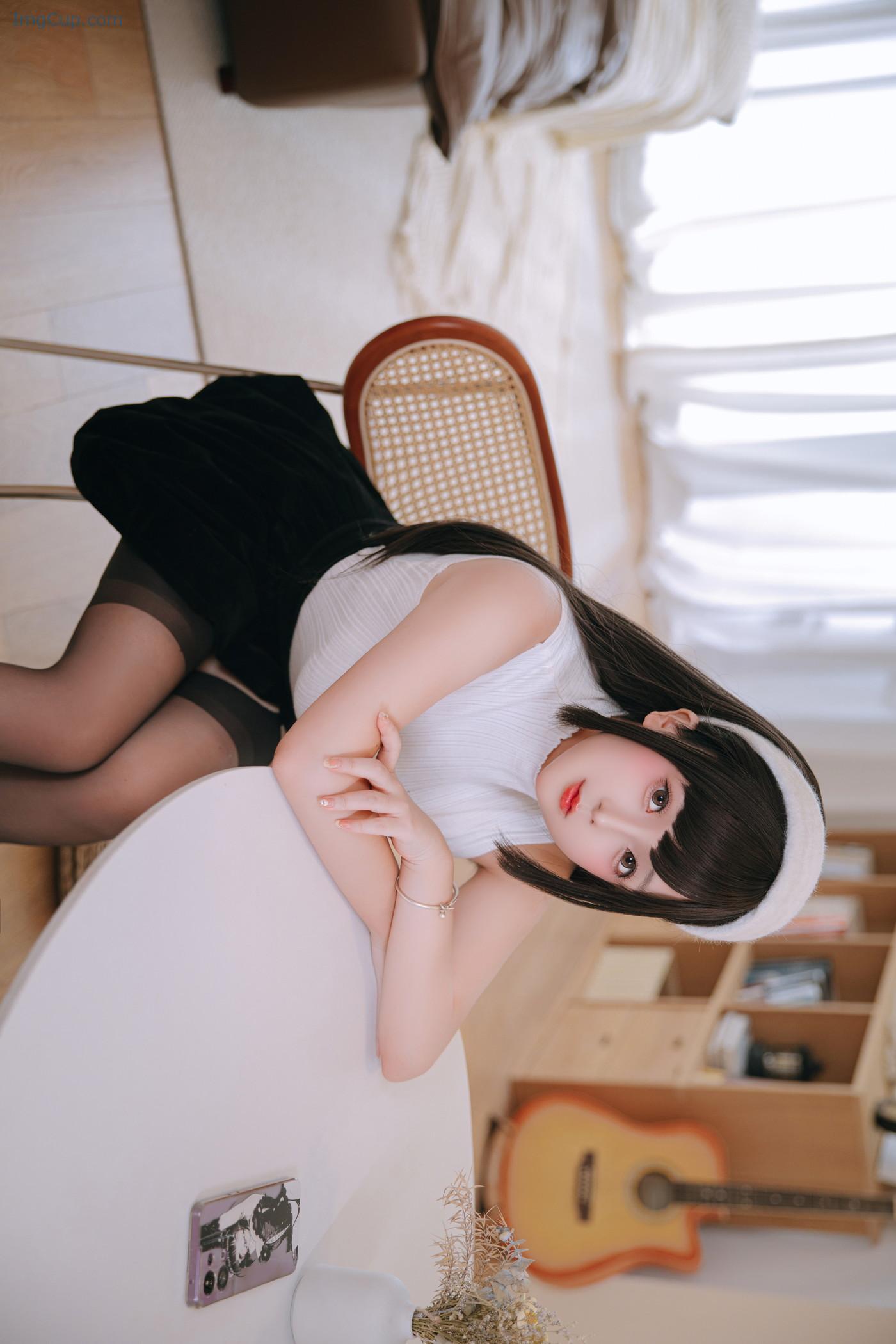 COS01Z097_46.jpg COS01Z097 46