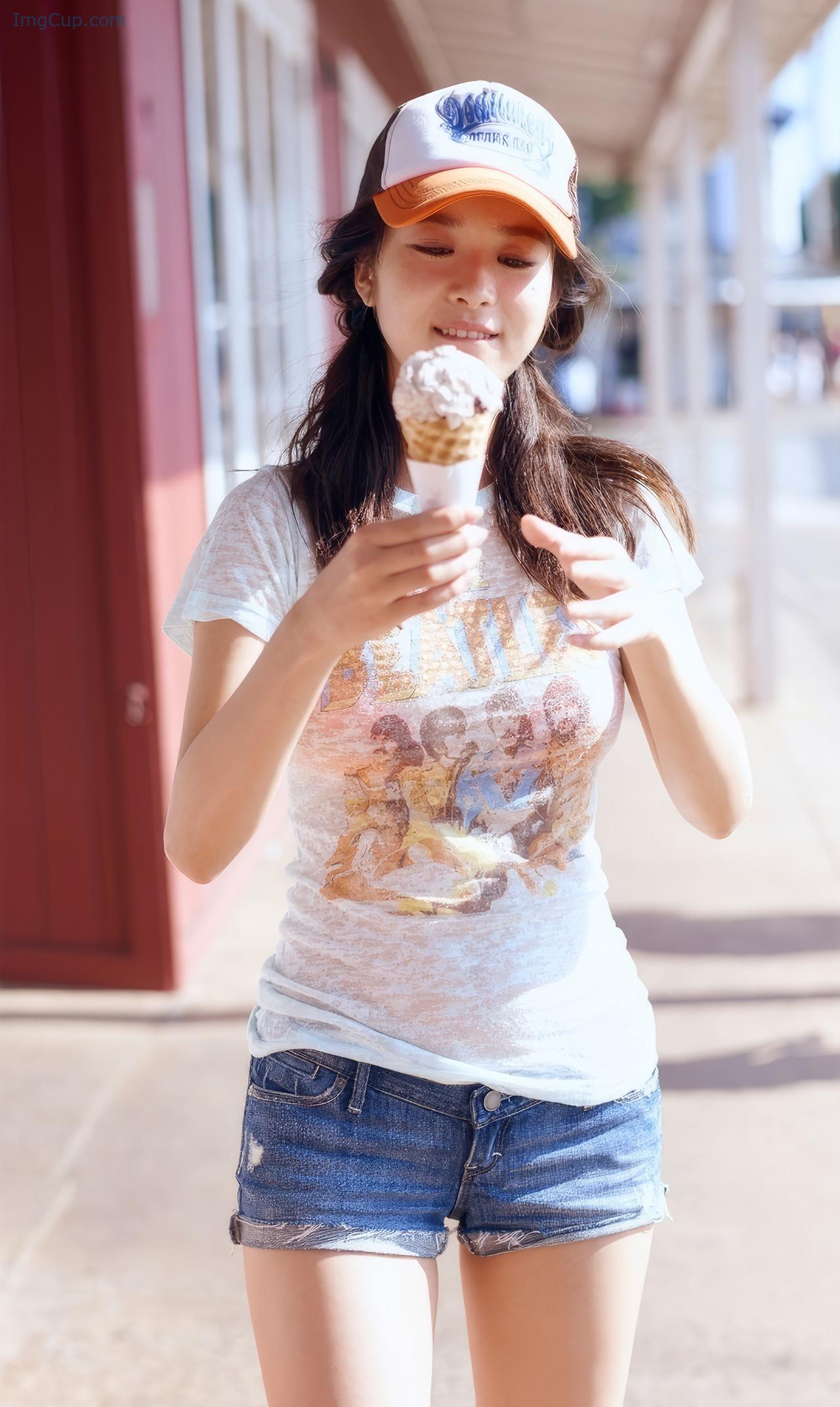 FUMISMILE2_5.jpg FUMISMILE2 5