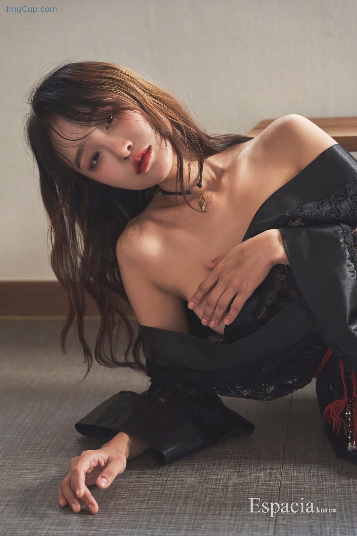 LESNEK1231_19.jpg LESNEK1231 19