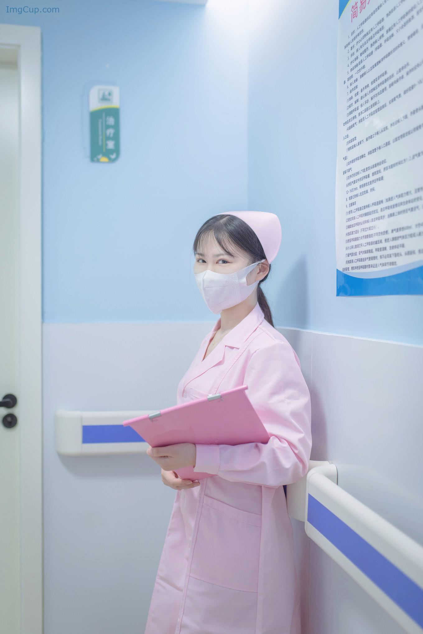 LUCTNURSE2_1.jpg LUCTNURSE2 1