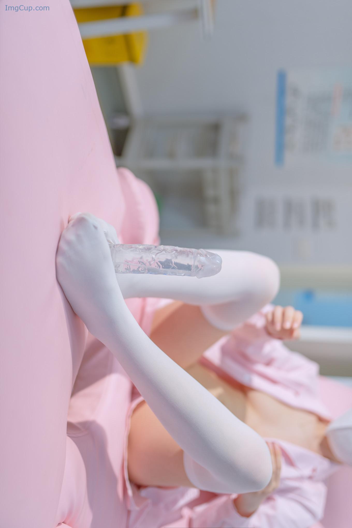 LUCTNURSE2_58.jpg LUCTNURSE2 58