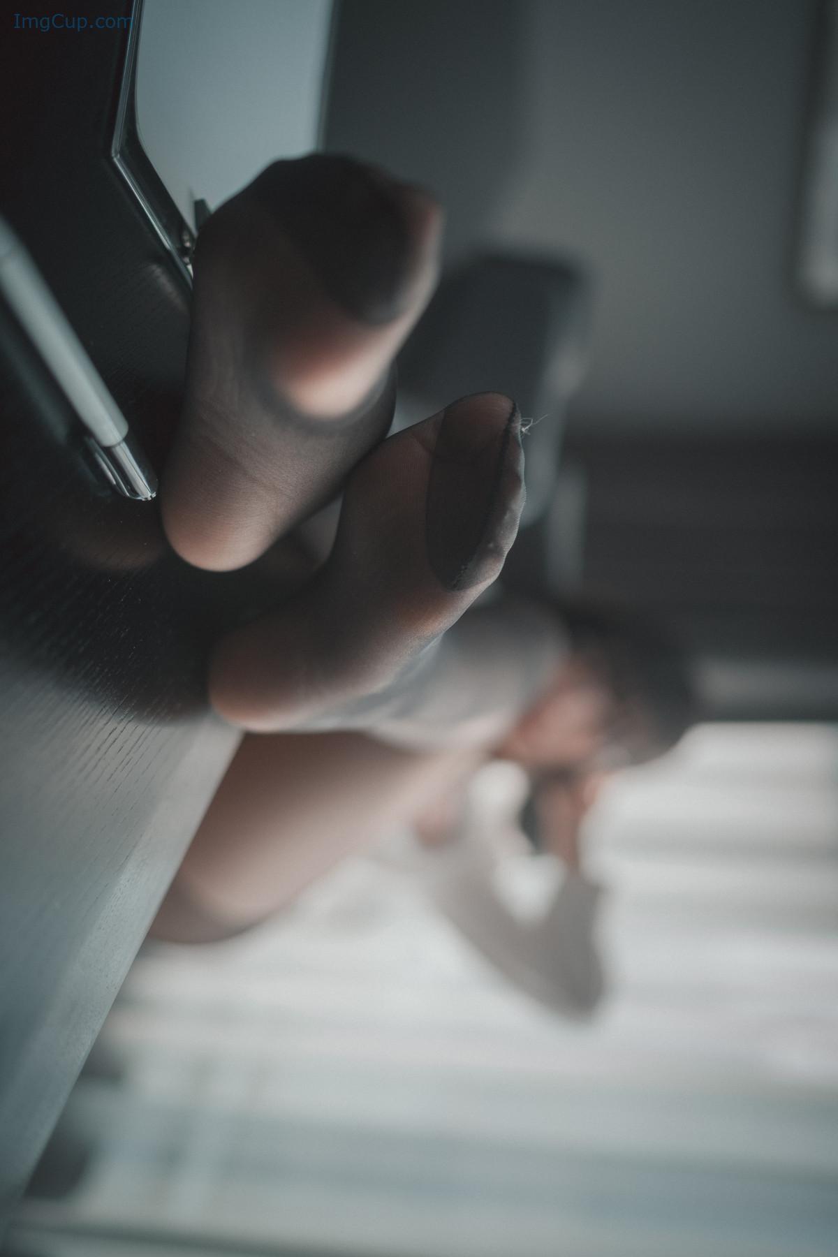 NEEDAPPO1_27.jpg NEEDAPPO1 27