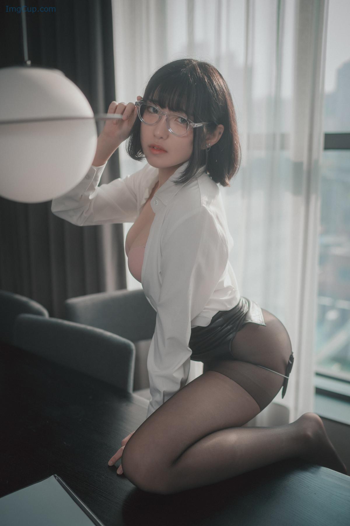 NEEDAPPO2_12.jpg NEEDAPPO2 12