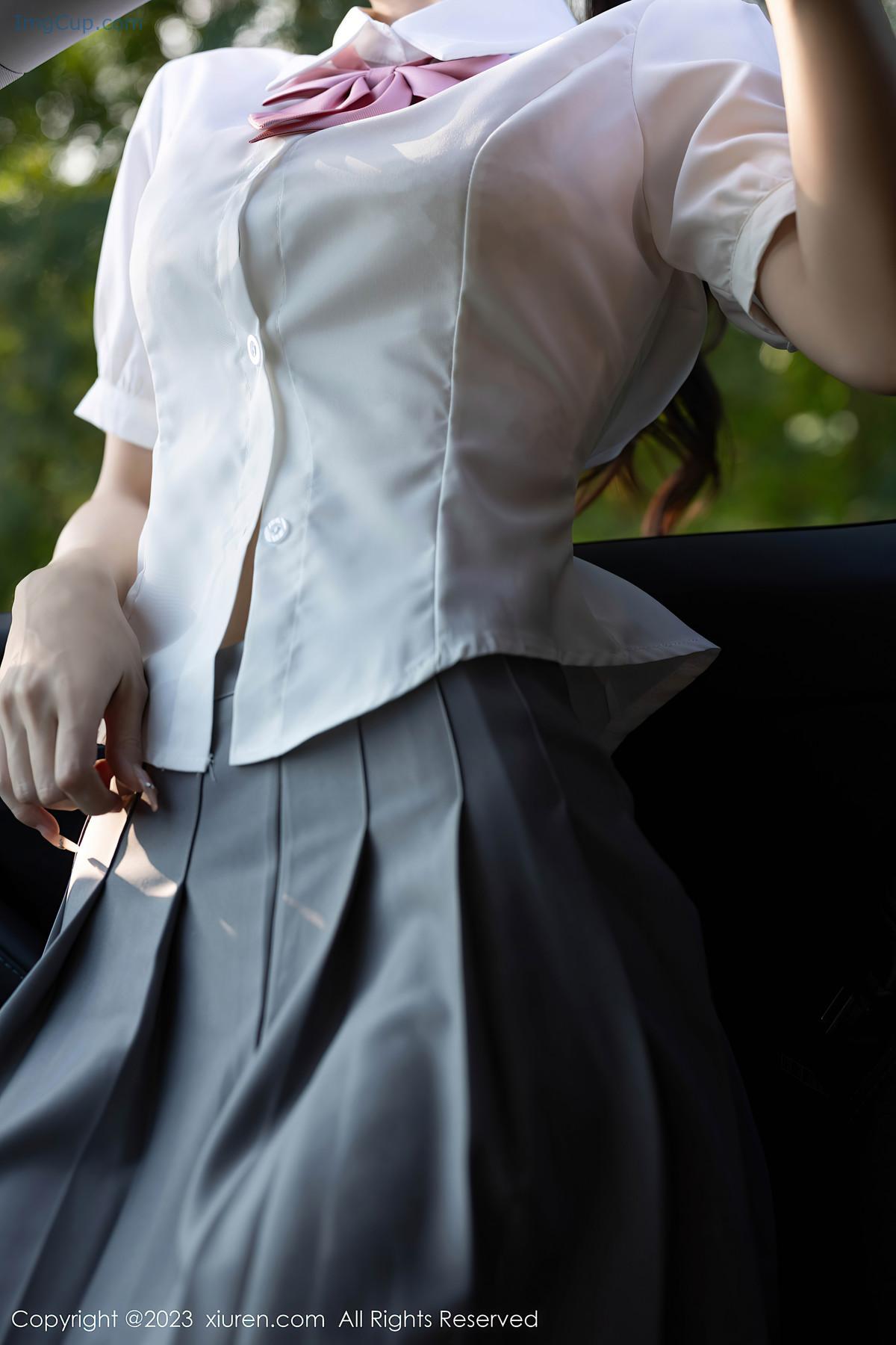 REN01B002_7.jpg REN01B002 7