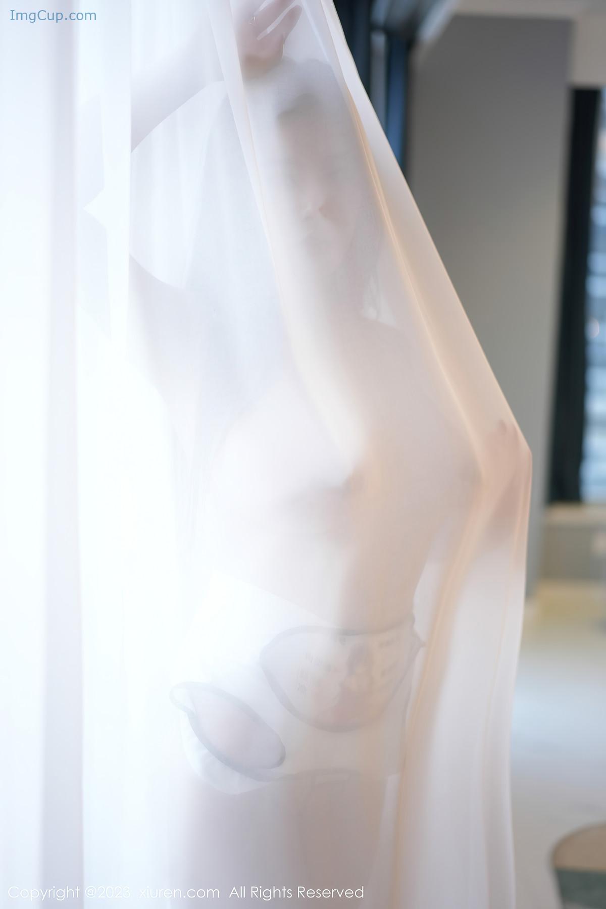 REN01B004_44.jpg REN01B004 44