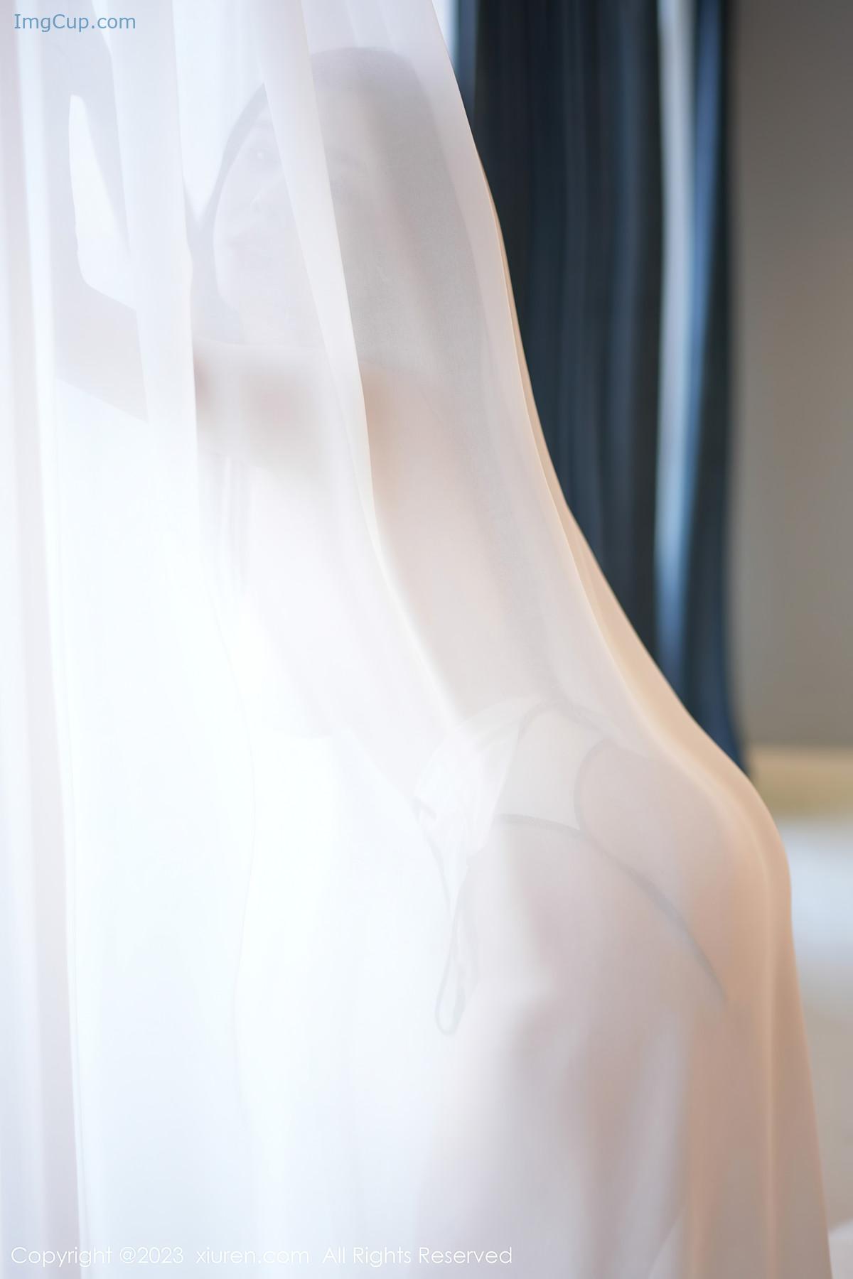 REN01B004_48.jpg REN01B004 48