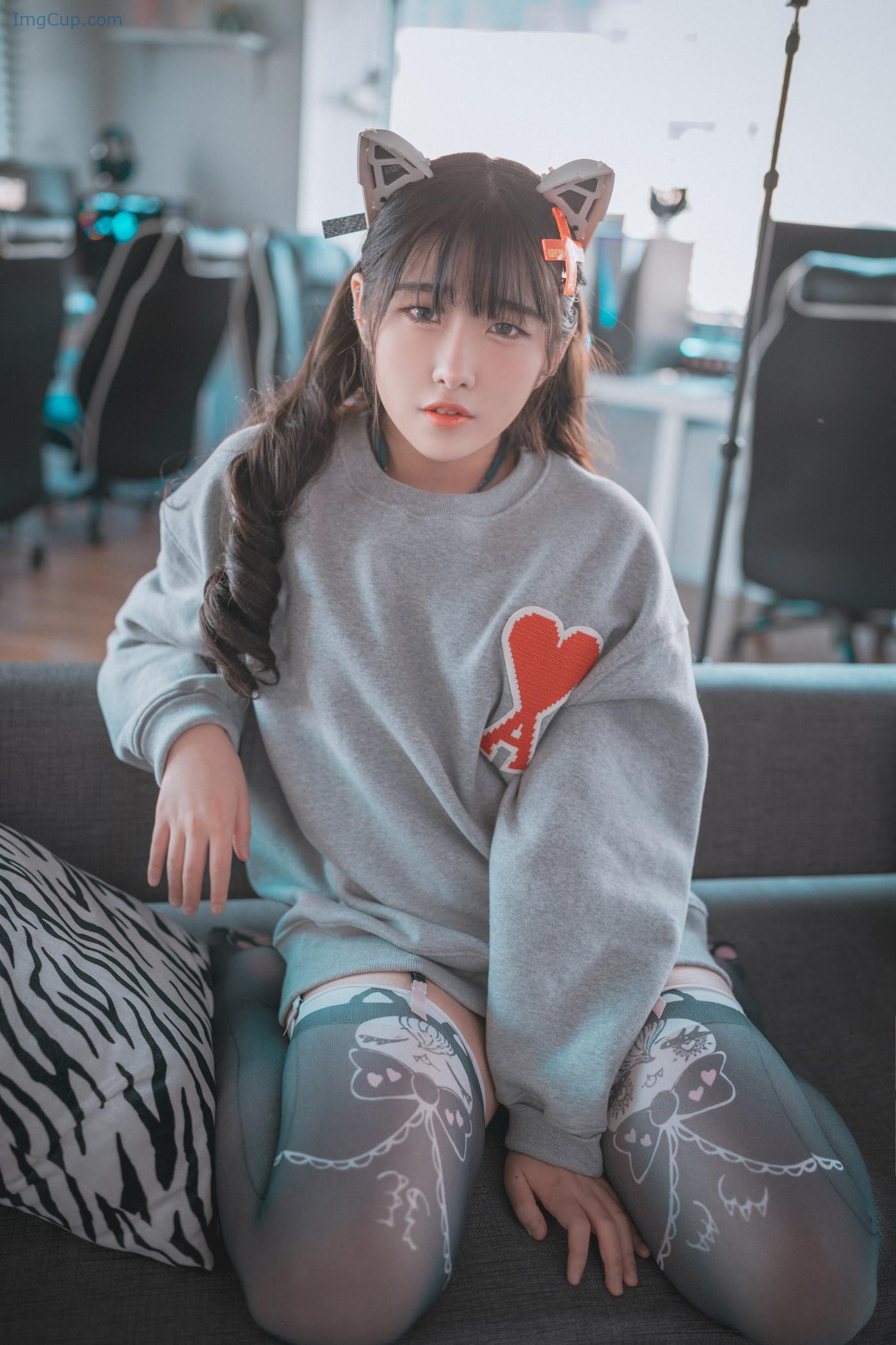 SONSPLUG2_19.jpg SONSPLUG2 19