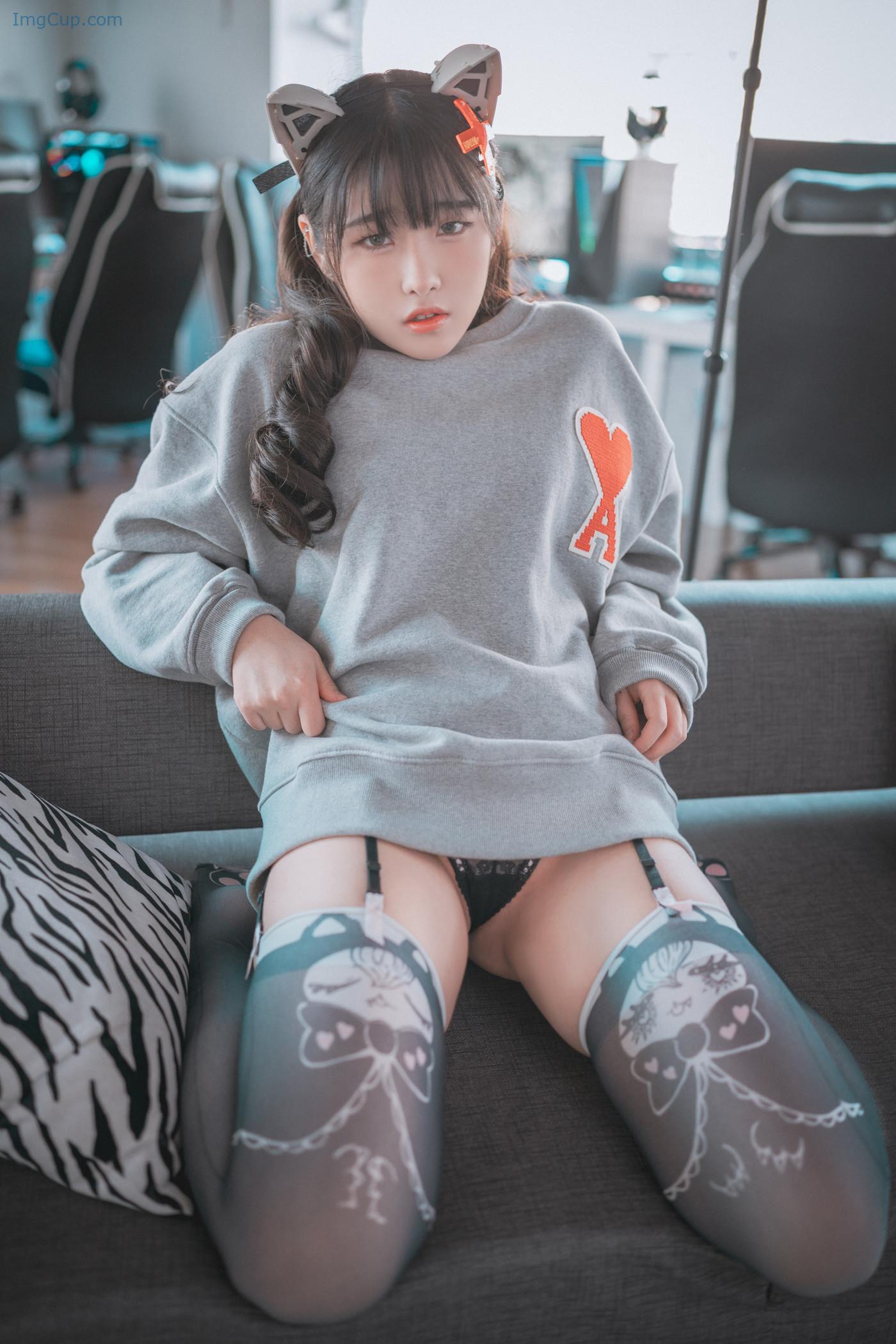 SONSPLUG2_20.jpg SONSPLUG2 20