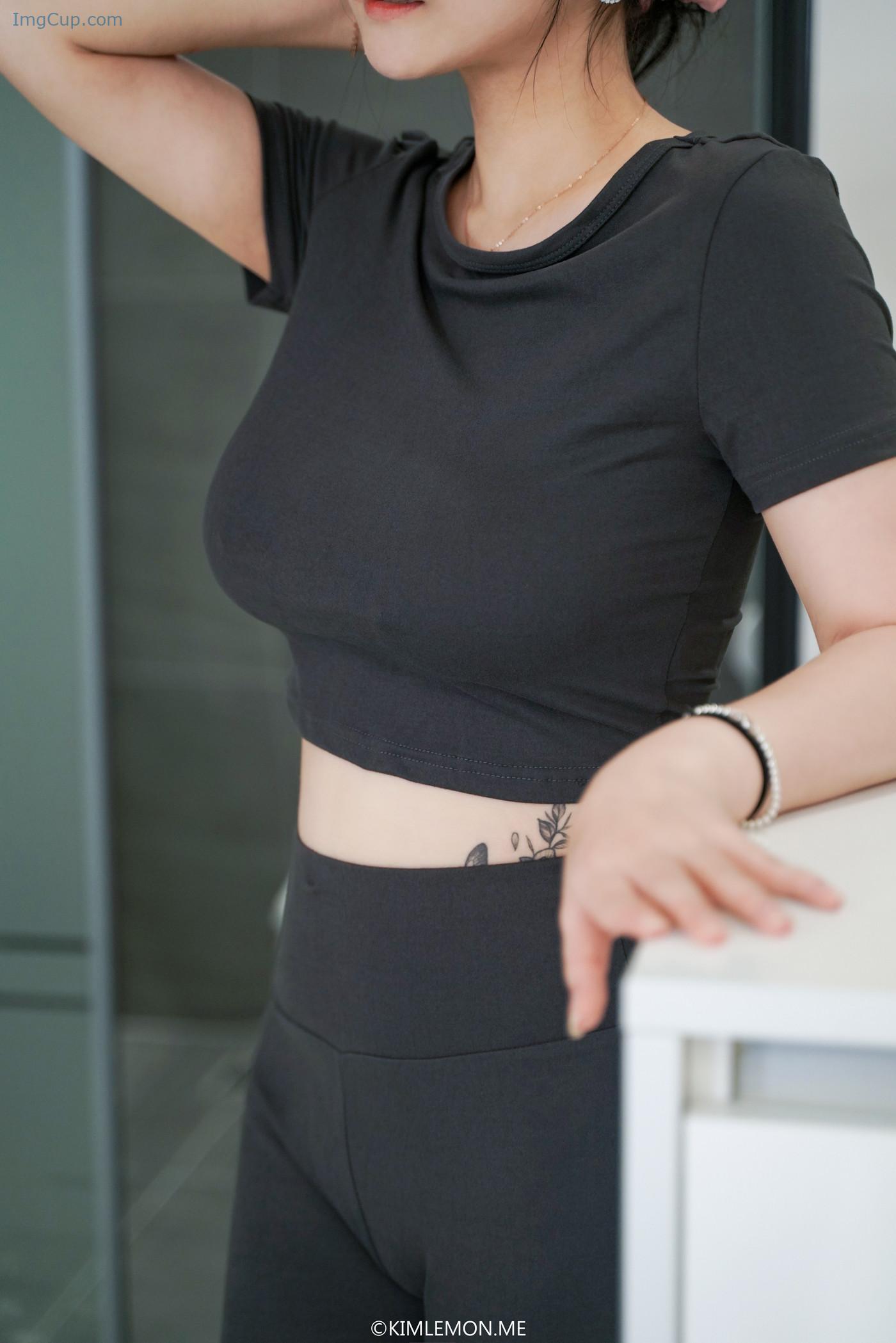 YUJIN01PB1_3.jpg YUJIN01PB1 3