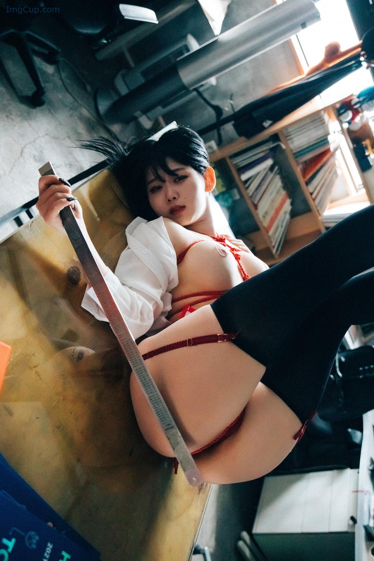 ZIAKOSKAV2_43.jpg ZIAKOSKAV2 43