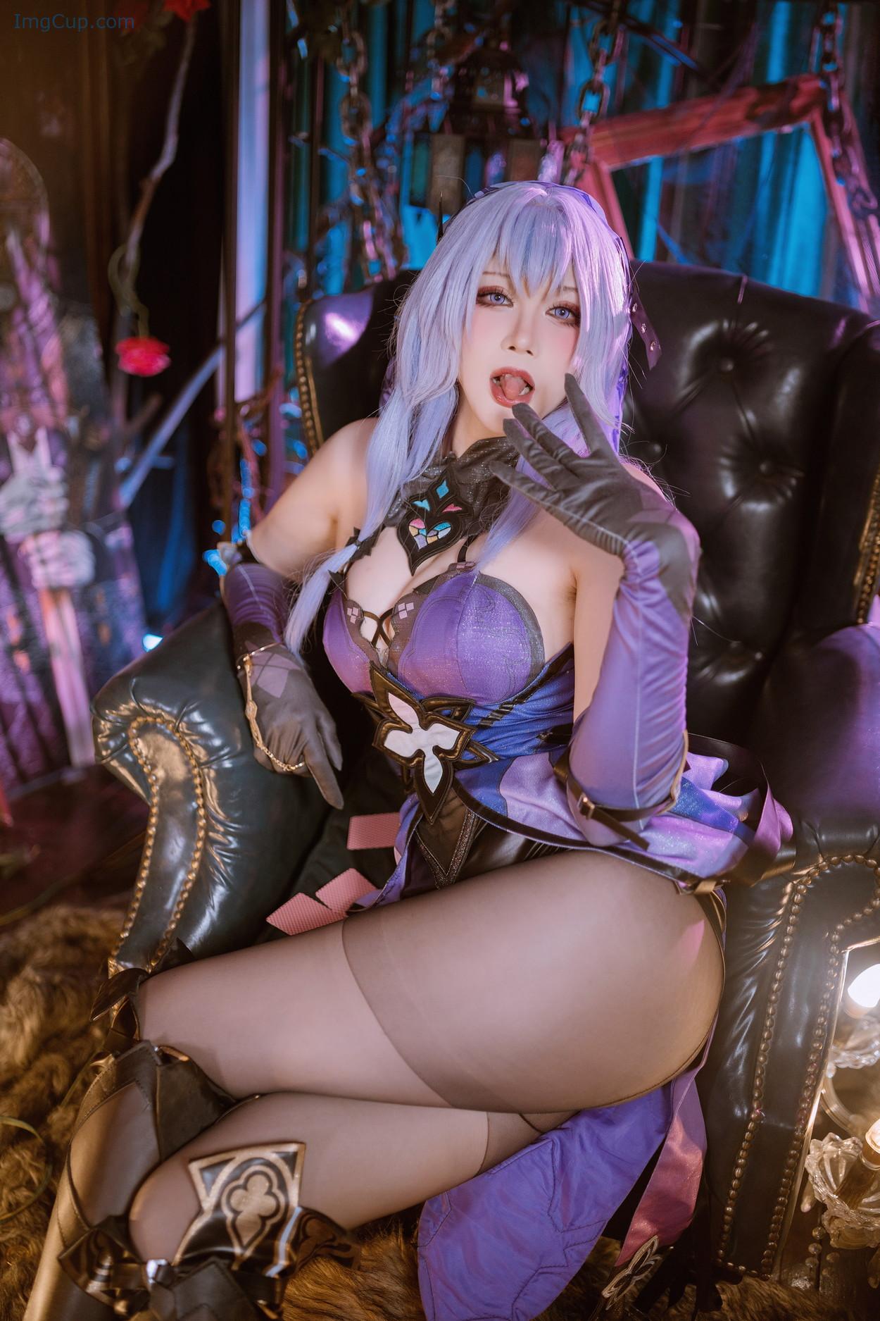 COS02A003_33.jpg COS02A003 33