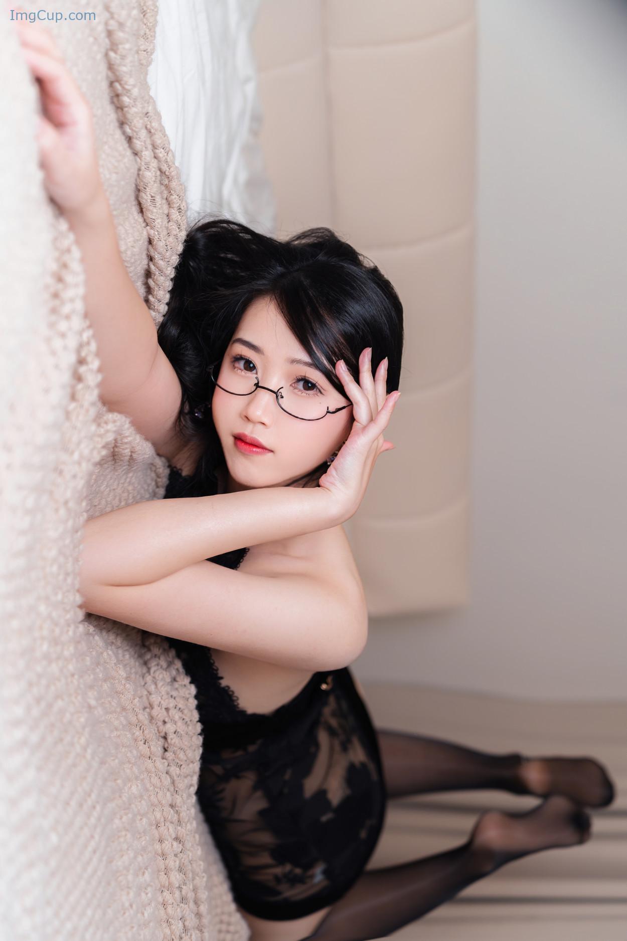 COS02A041_38.jpg COS02A041 38