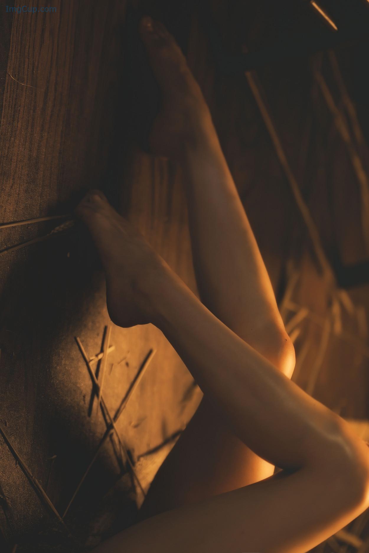 COS02B001_10.jpg COS02B001 10