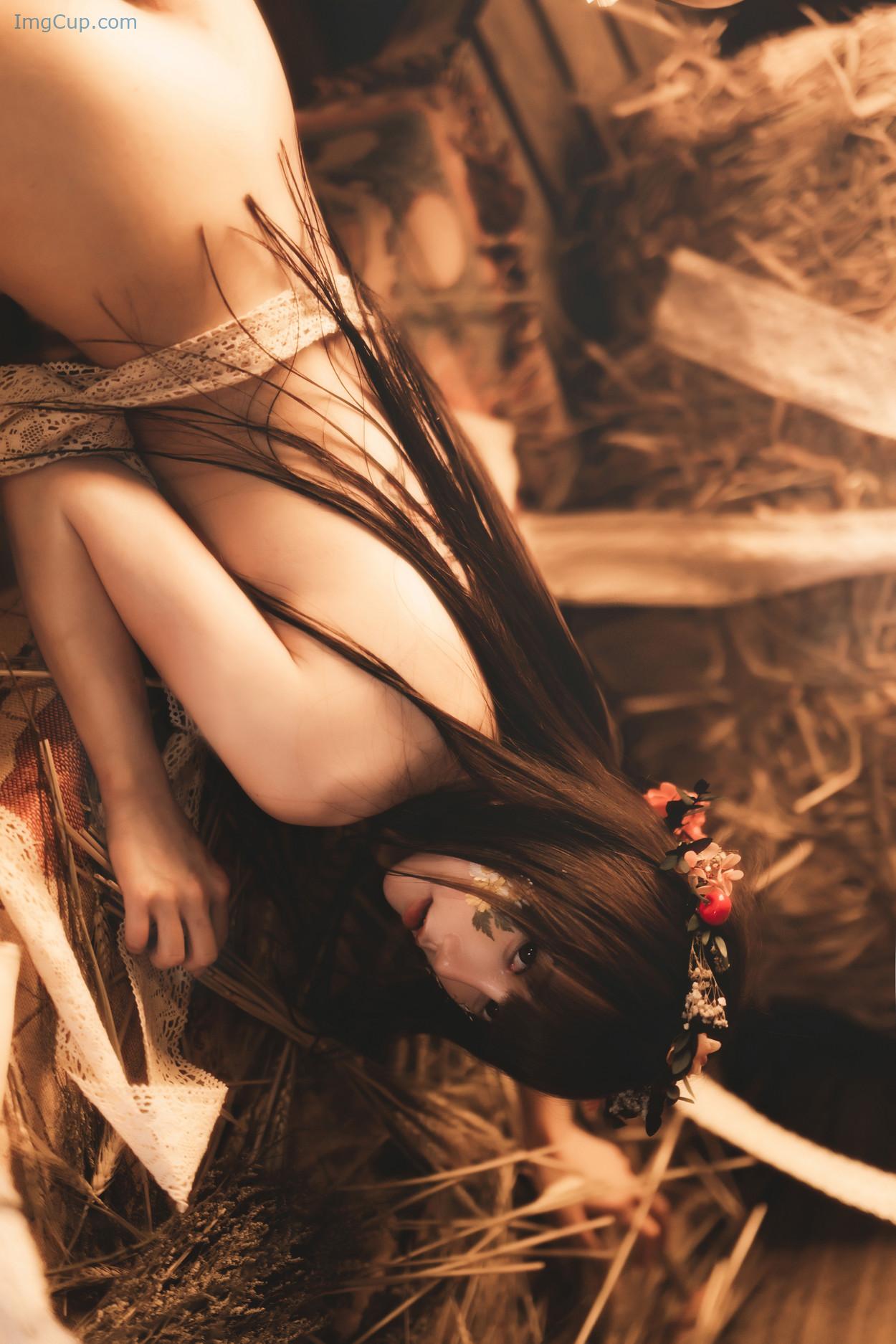 COS02B001_26.jpg COS02B001 26