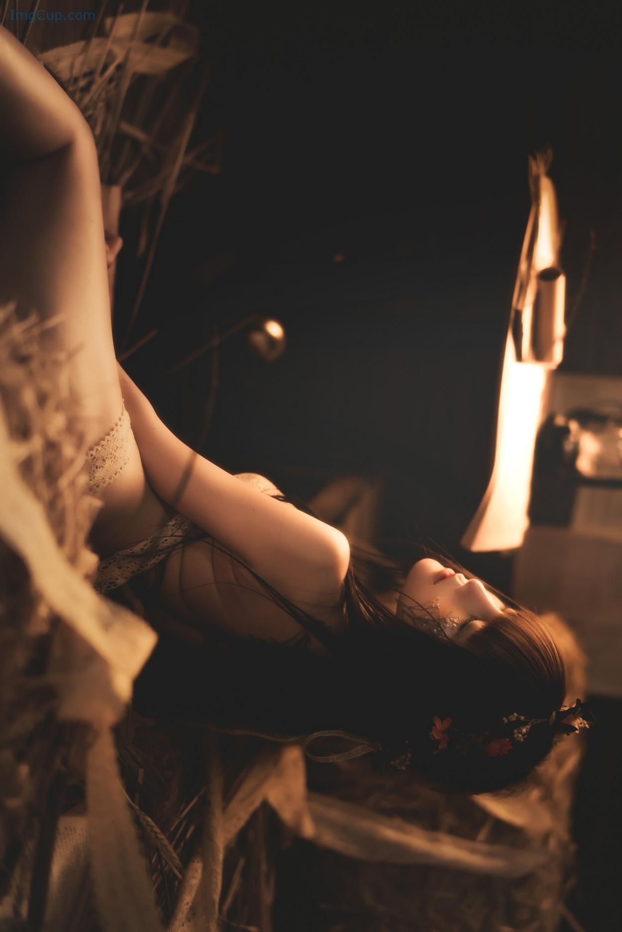 COS02B001_4.jpg COS02B001 4